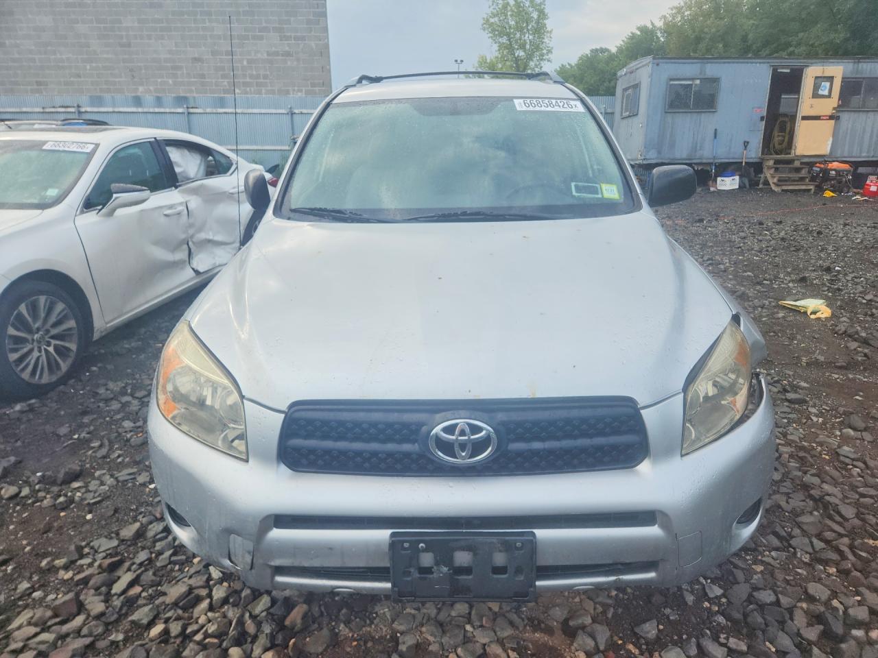 2007 Toyota Rav4 Base Silver vin: JTMBD33V776038130