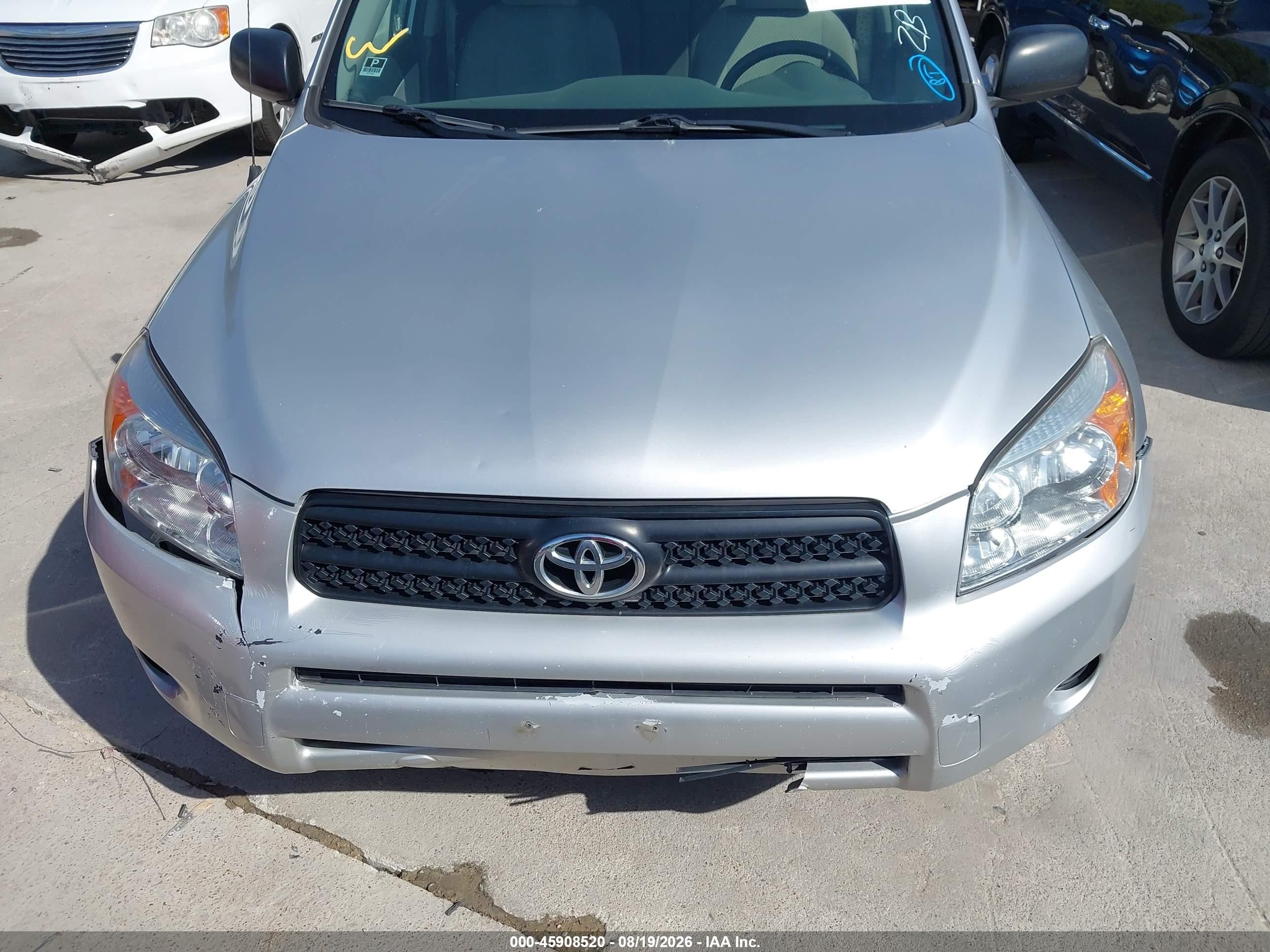2008 Toyota Rav4   Silver vin: JTMBD33V785185040