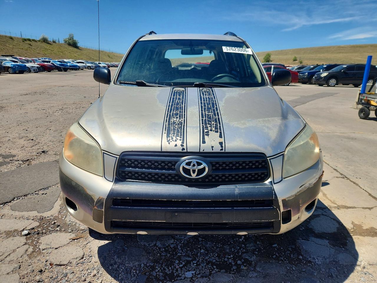 2008 Toyota Rav4 Base Tan vin: JTMBD33V786056483