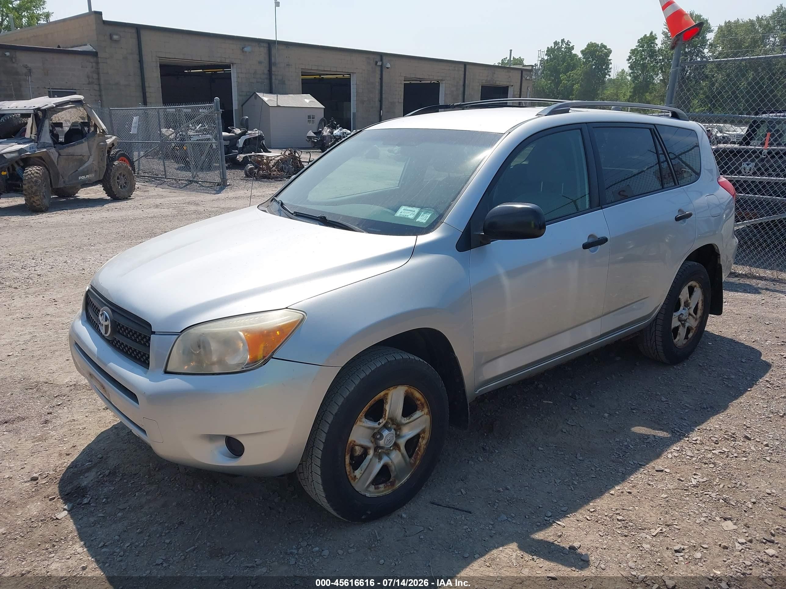 2008 Toyota Rav4   Серебряный vin: JTMBD33V786060226