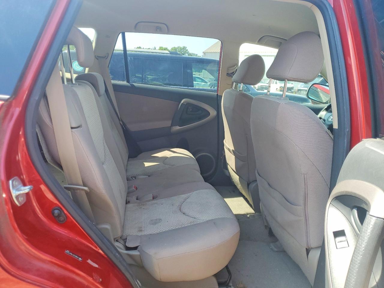 2008 Toyota Rav4 Base Red vin: JTMBD33V786075535