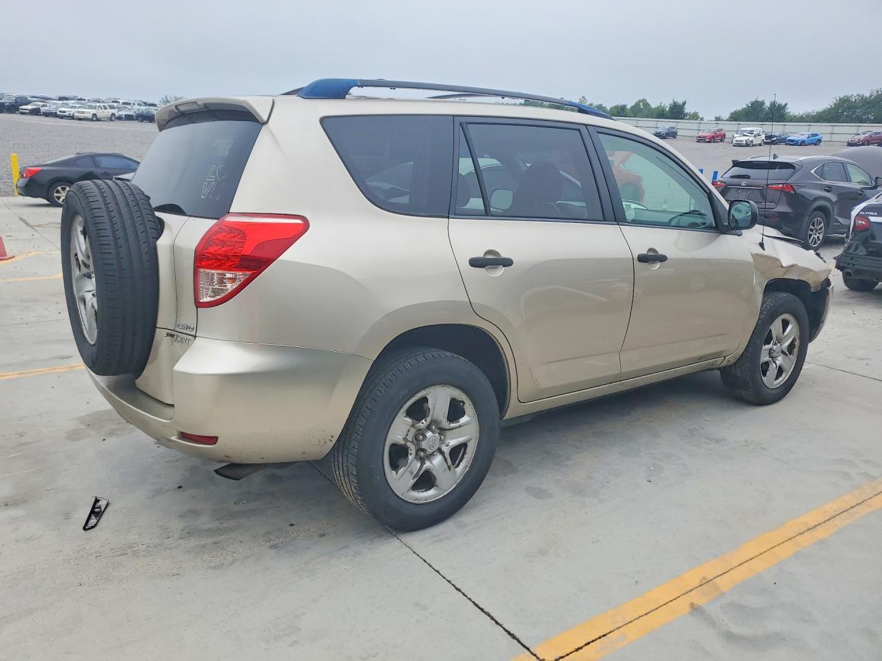 2008 Toyota Rav4 Base Gold vin: JTMBD33V786077088