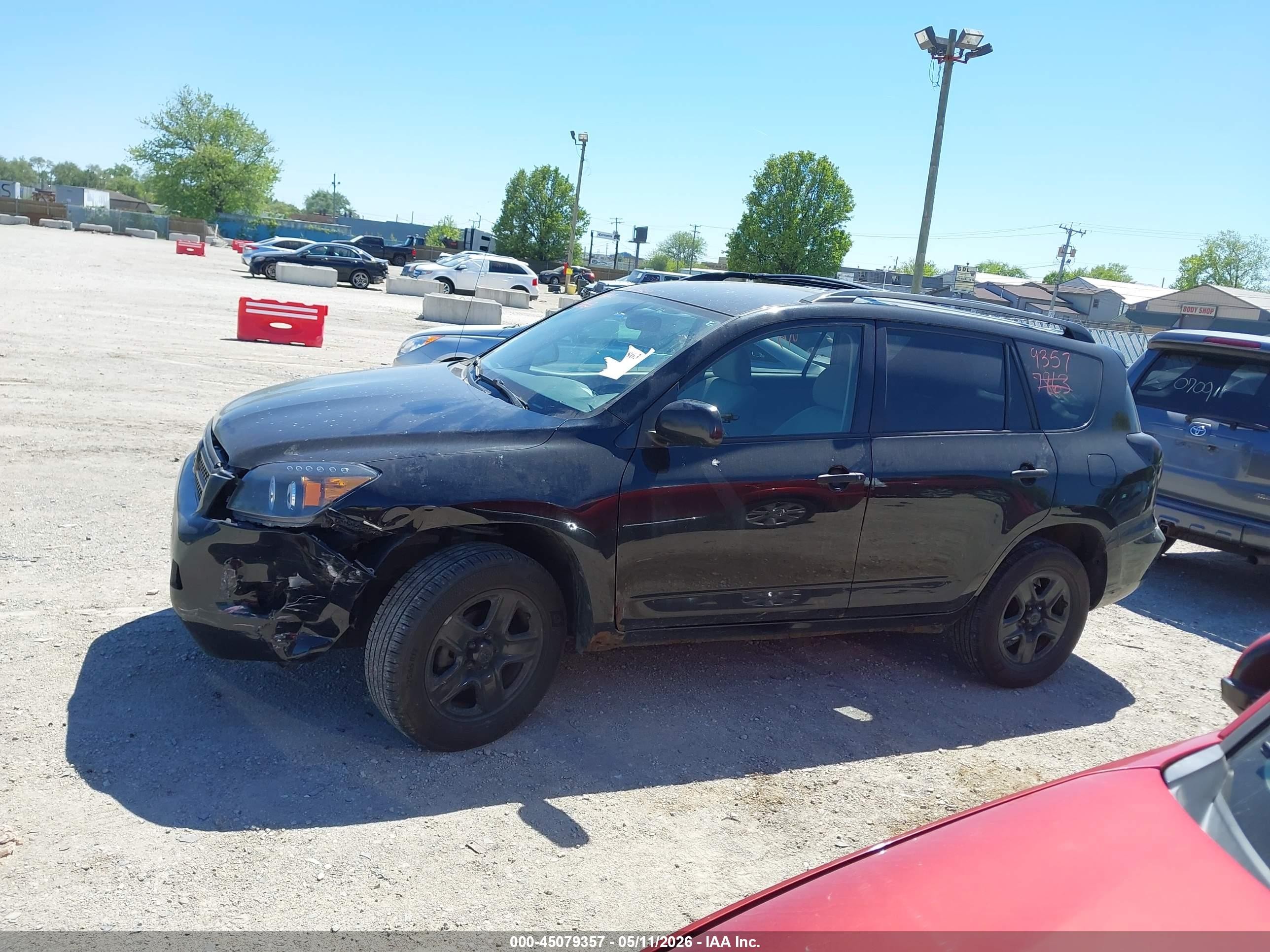 2006 Toyota Rav4   Black vin: JTMBD33V865010034