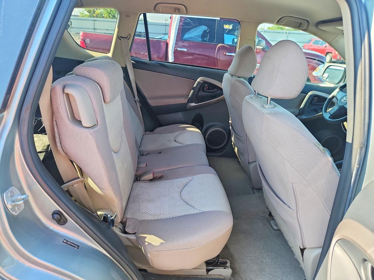 2006 Toyota Rav4 Base Green vin: JTMBD33V865040411
