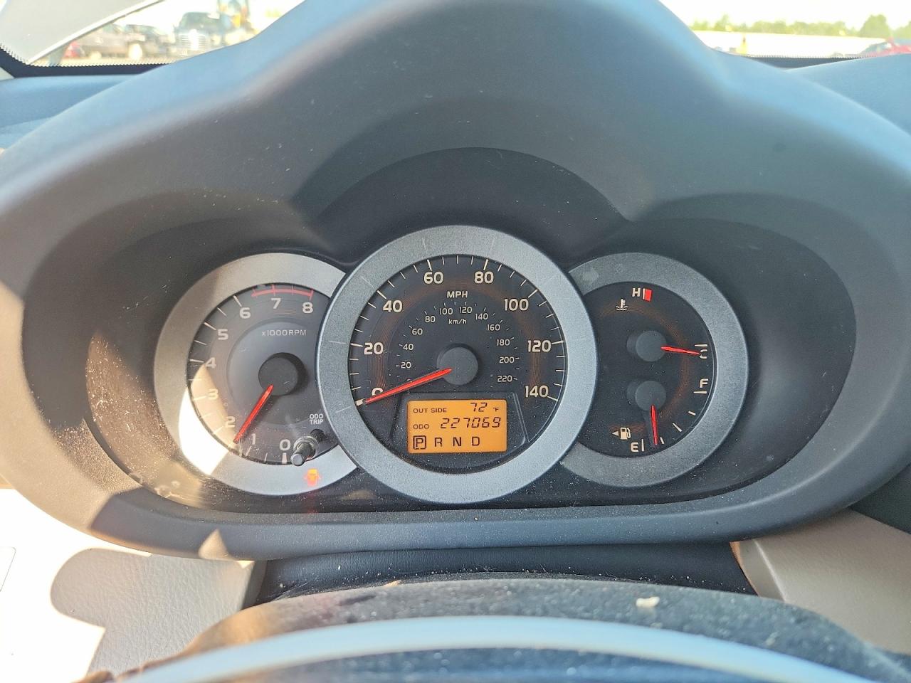 2006 Toyota Rav4 Base Green vin: JTMBD33V865040411