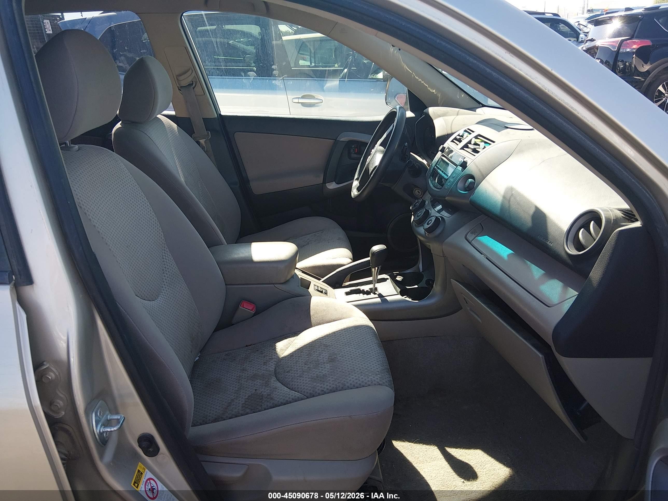 2007 Toyota Rav4   Tan vin: JTMBD33V875101838
