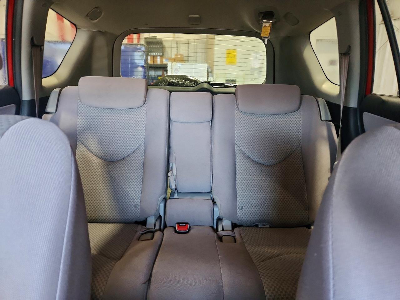 2007 Toyota Rav4 Base Красный vin: JTMBD33V875106750