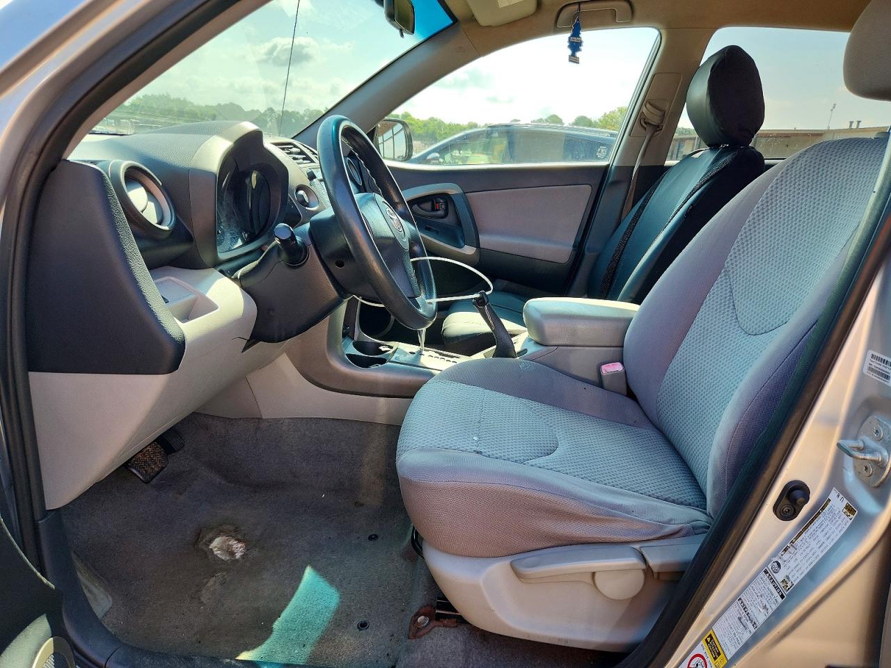 2007 Toyota Rav4 Base Gray vin: JTMBD33V875114346