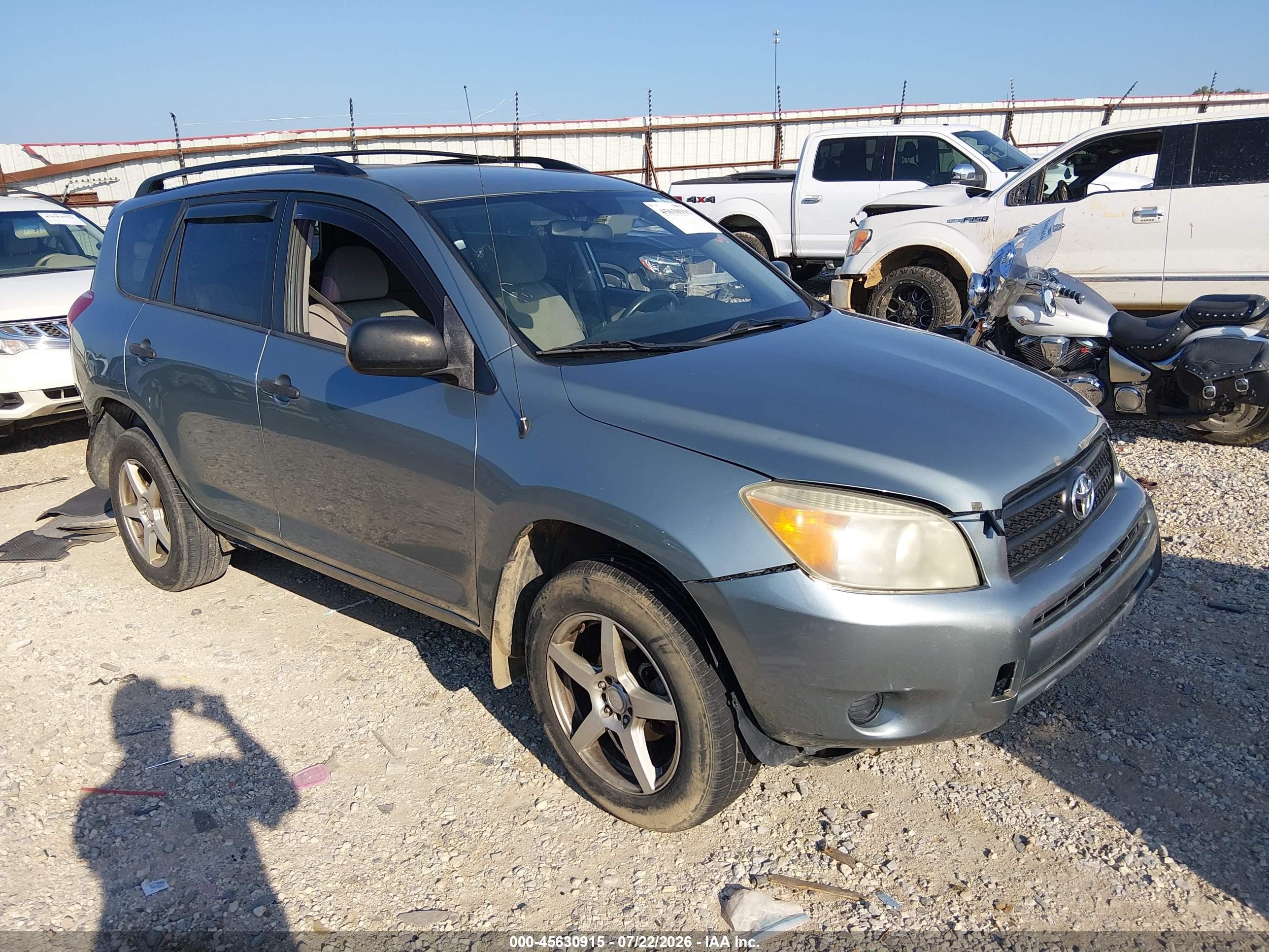 2007 Toyota Rav4   Gray vin: JTMBD33V876050318