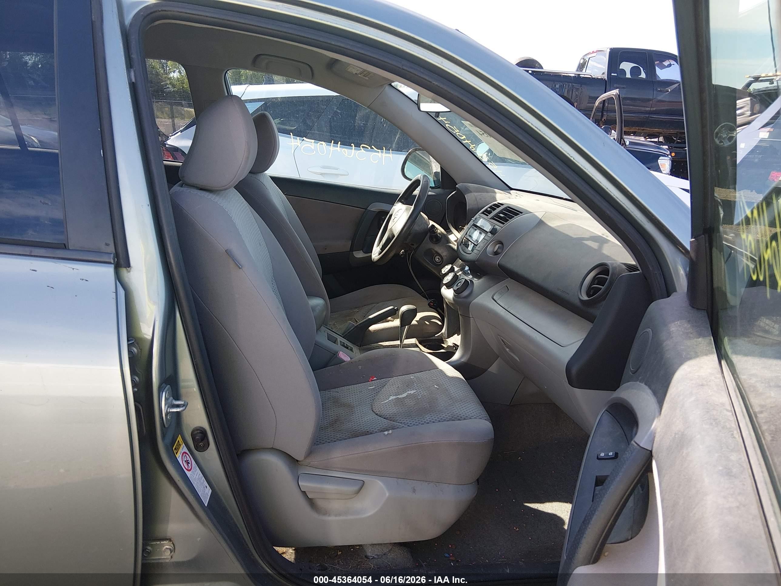 2008 Toyota Rav4   Light Blue vin: JTMBD33V885126580
