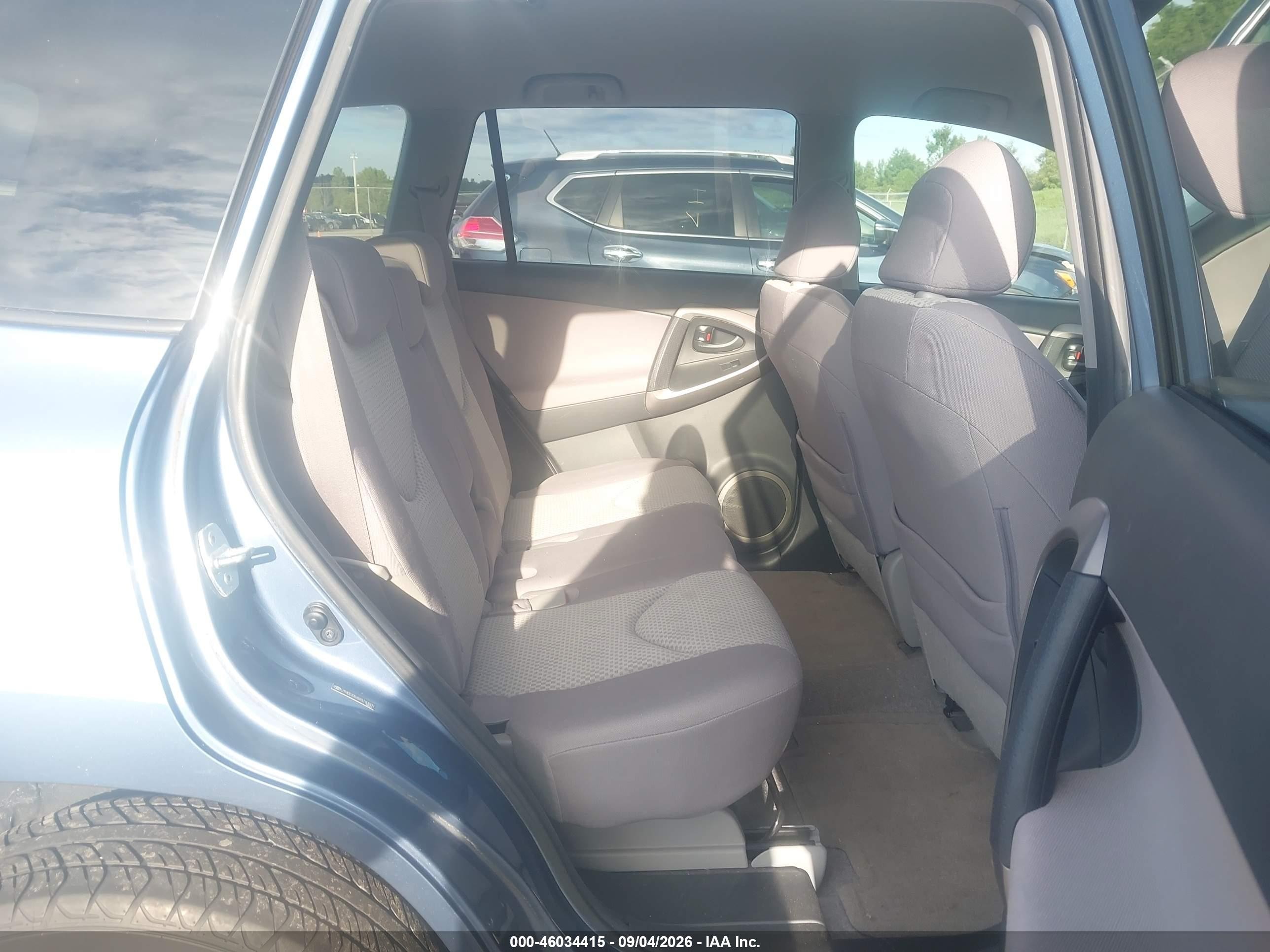 2008 Toyota Rav4   Blue vin: JTMBD33V885163631