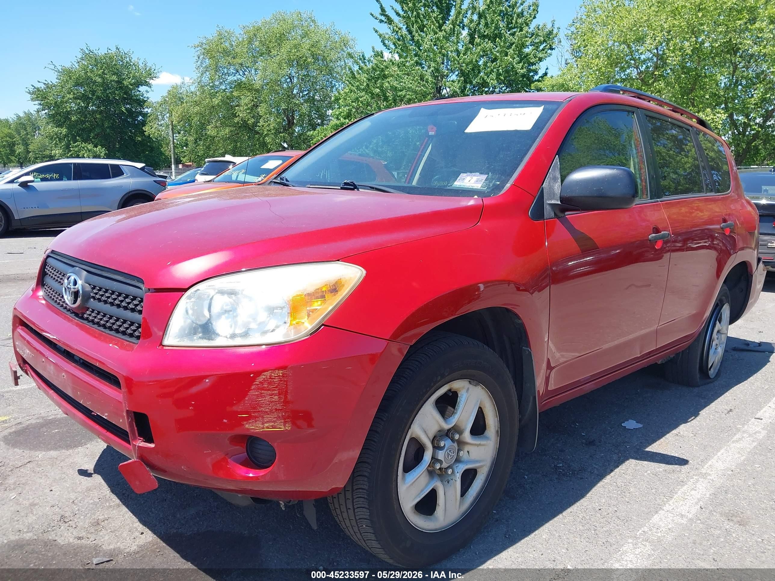 2008 Toyota Rav4   Red vin: JTMBD33V885174466