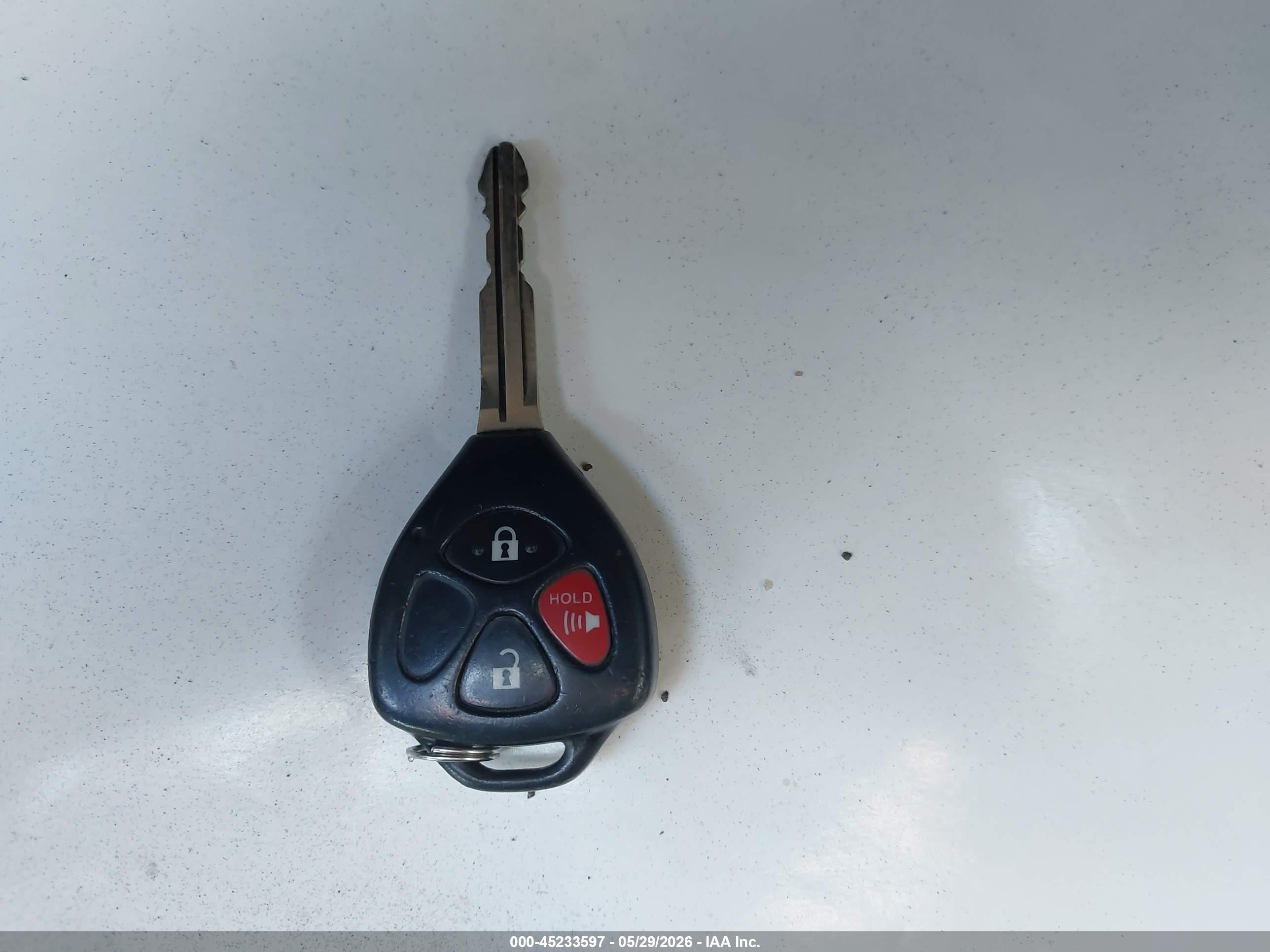 2008 Toyota Rav4   Red vin: JTMBD33V885174466