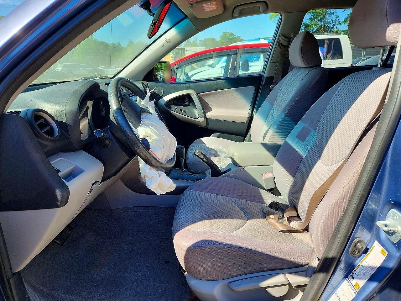 2008 Toyota Rav4 Base Blue vin: JTMBD33V885180896