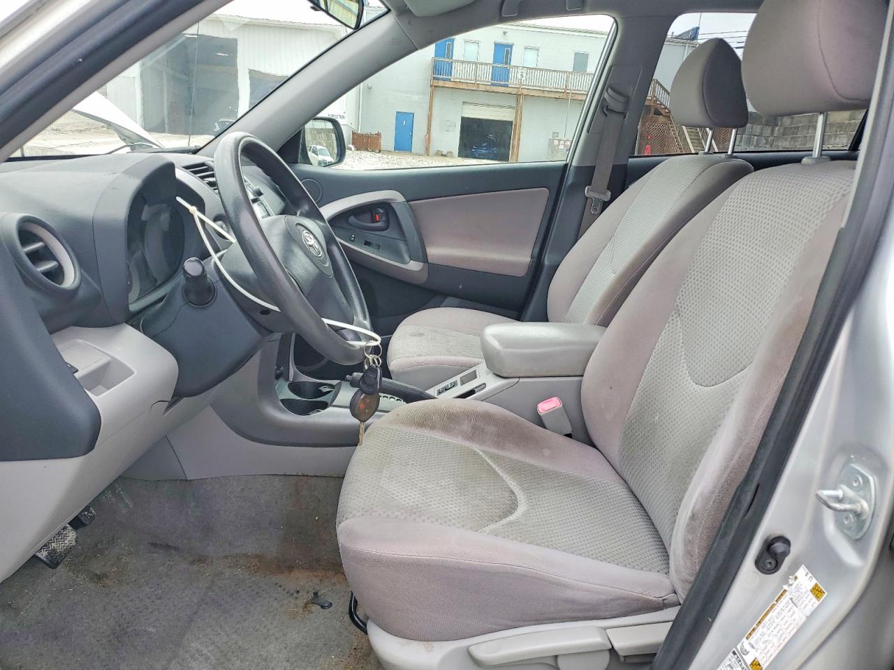 2008 Toyota Rav4 Base Silver vin: JTMBD33V886078976