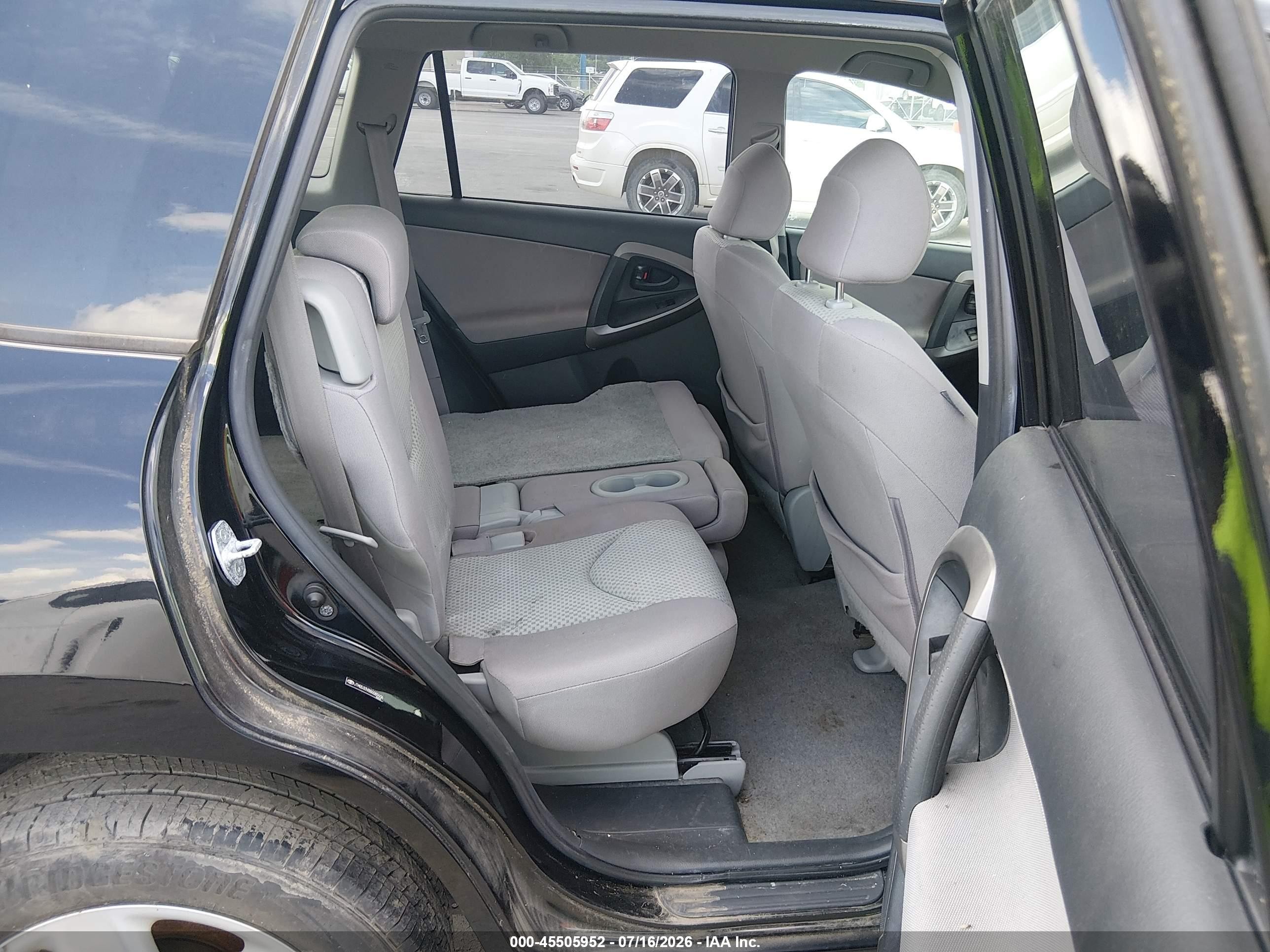 2008 Toyota Rav4   Black vin: JTMBD33V886089606