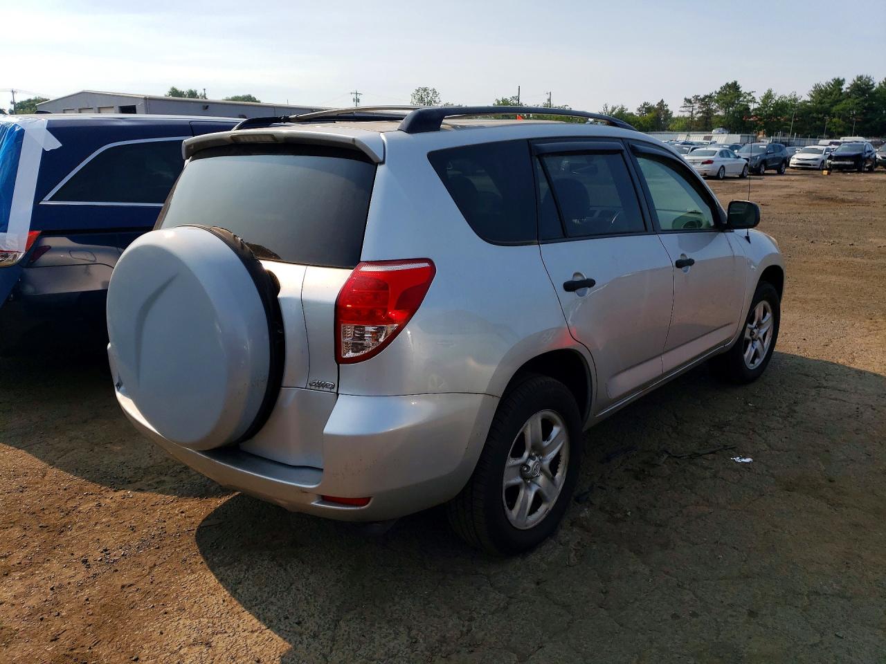 2007 Toyota Rav4 Base Silver vin: JTMBD33V976031194