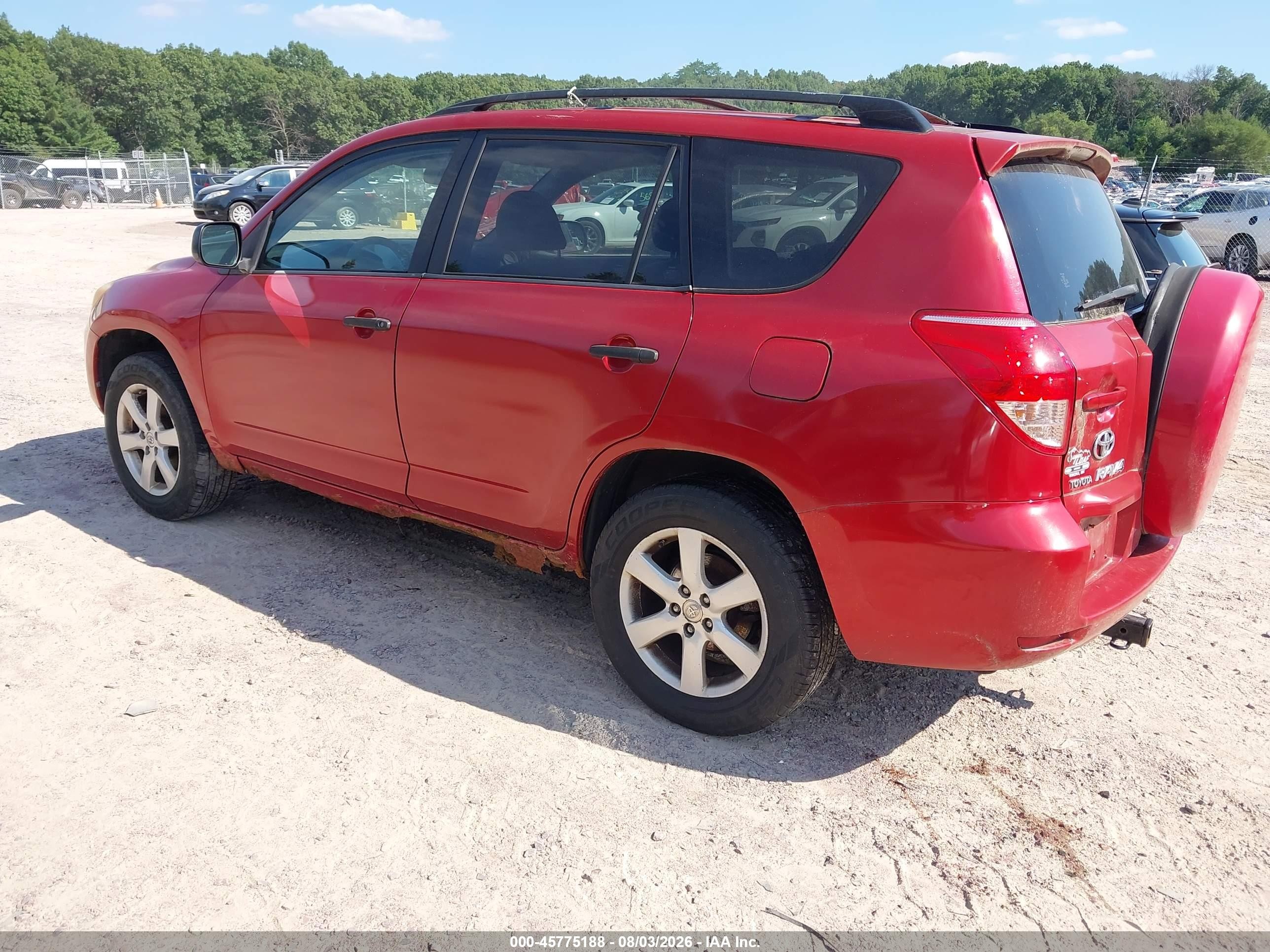 2007 Toyota Rav4   Красный vin: JTMBD33V976053602