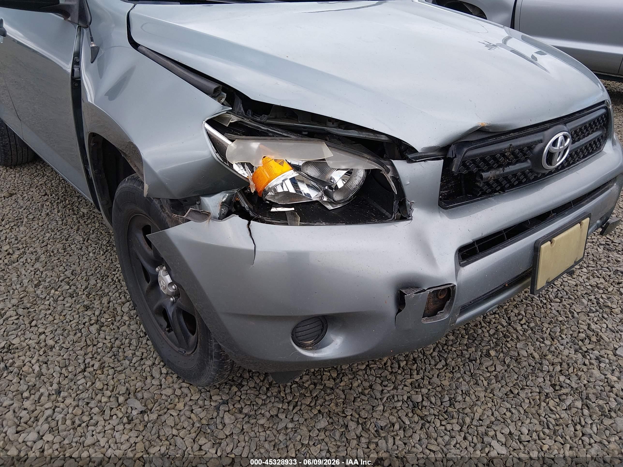 2008 Toyota Rav4   Blue vin: JTMBD33V985147888