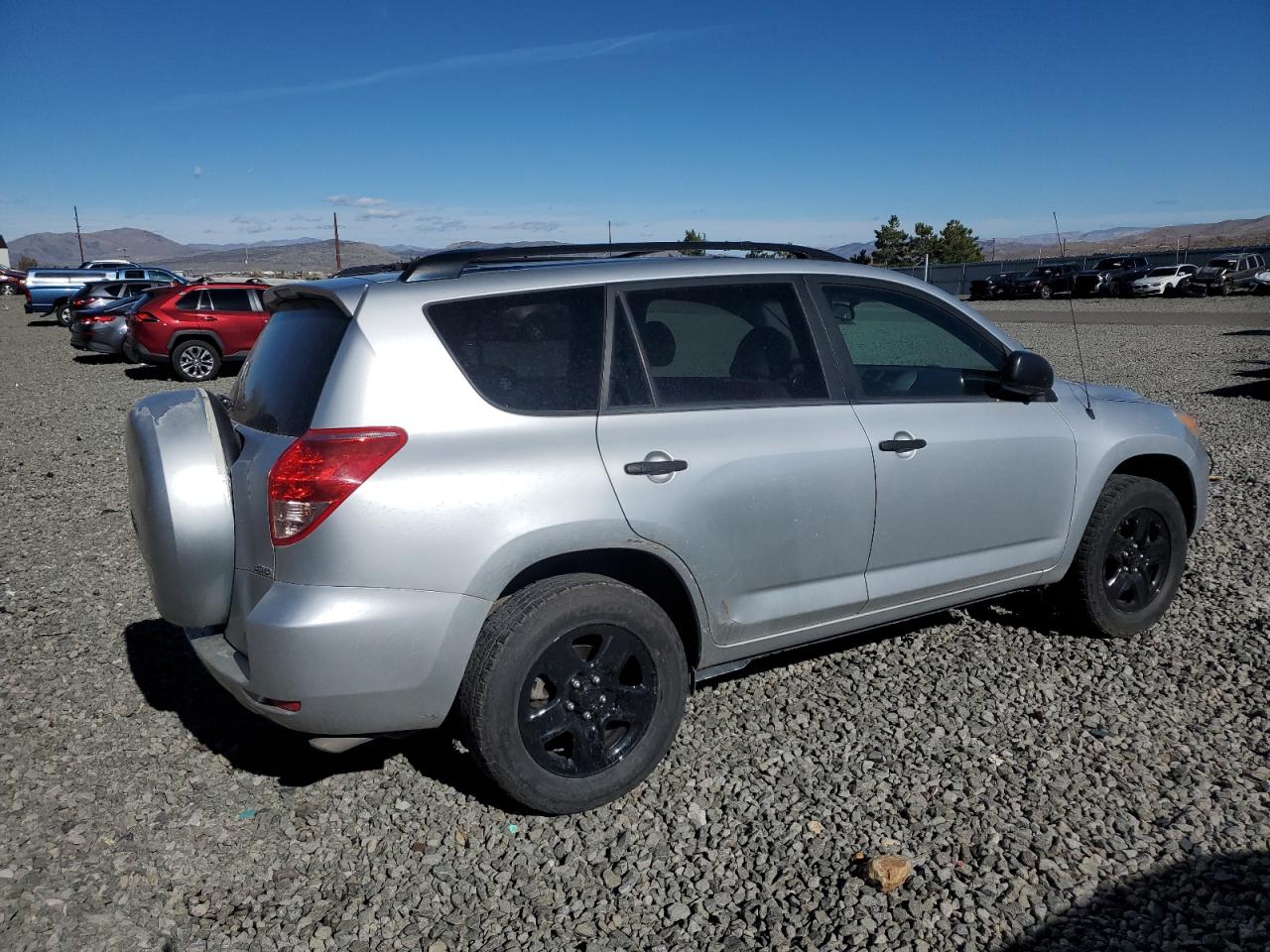 2008 Toyota Rav 4 Silver vin: JTMBD33V985177490