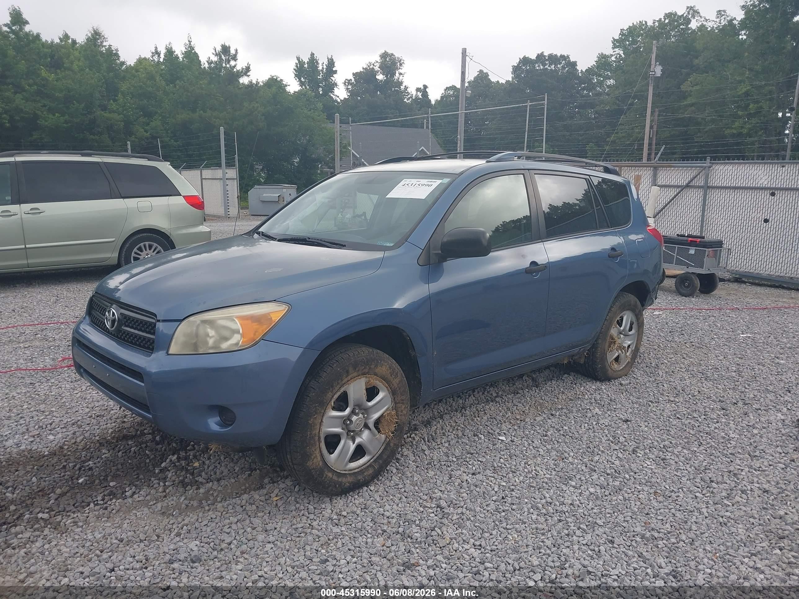 2008 Toyota Rav4   Синий vin: JTMBD33V985194967