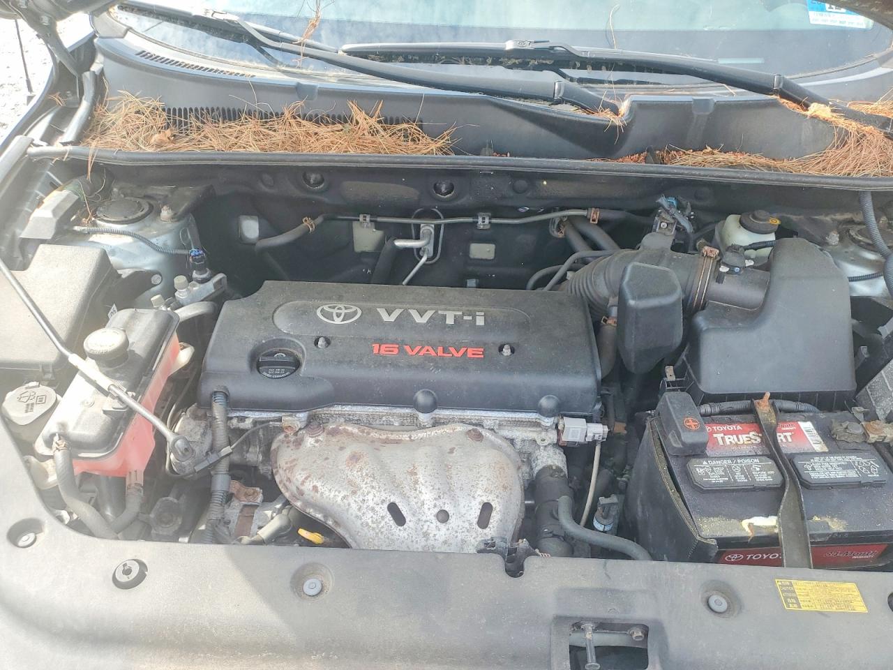 2008 Toyota Rav4 Base Silver vin: JTMBD33V985200718