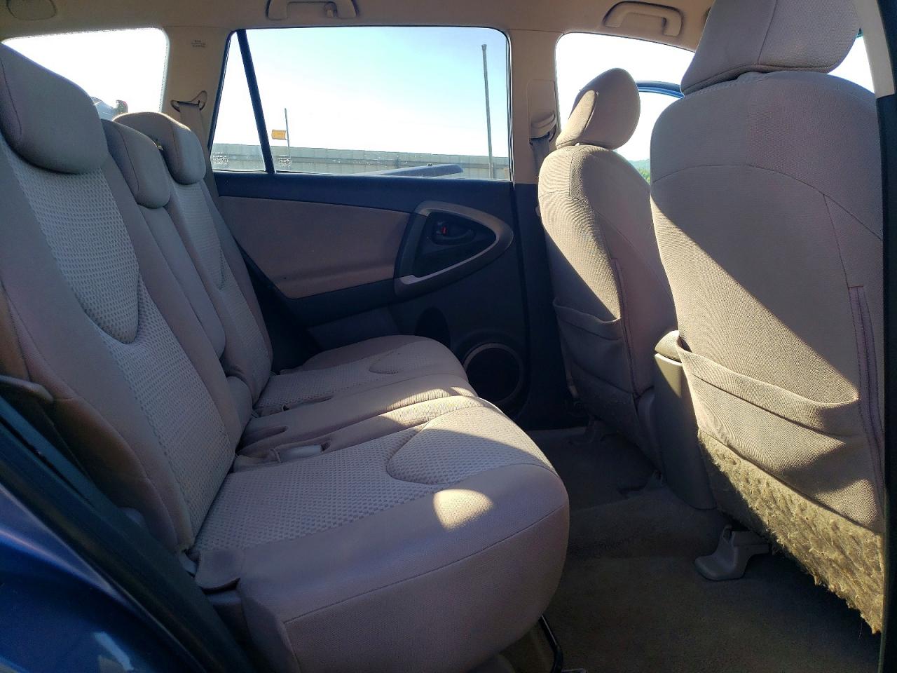 2008 Toyota Rav4 Base Blue vin: JTMBD33V986055545