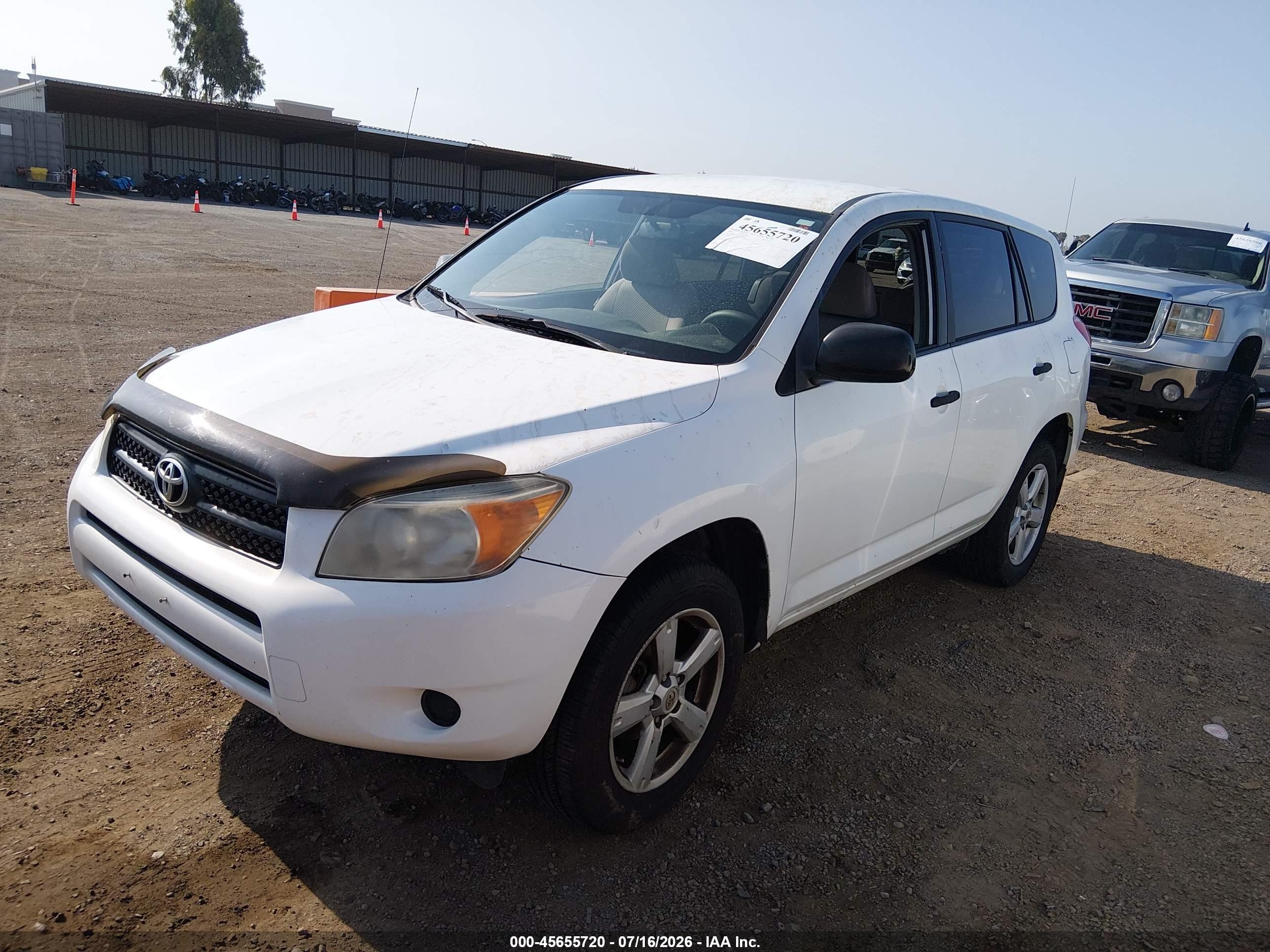 2008 Toyota Rav4   White vin: JTMBD33V986076654