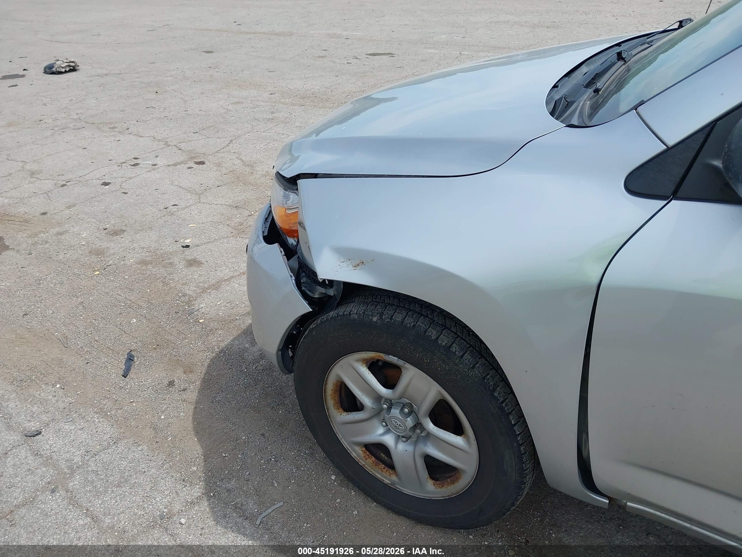 2008 Toyota Rav4   Silver vin: JTMBD33V986085838