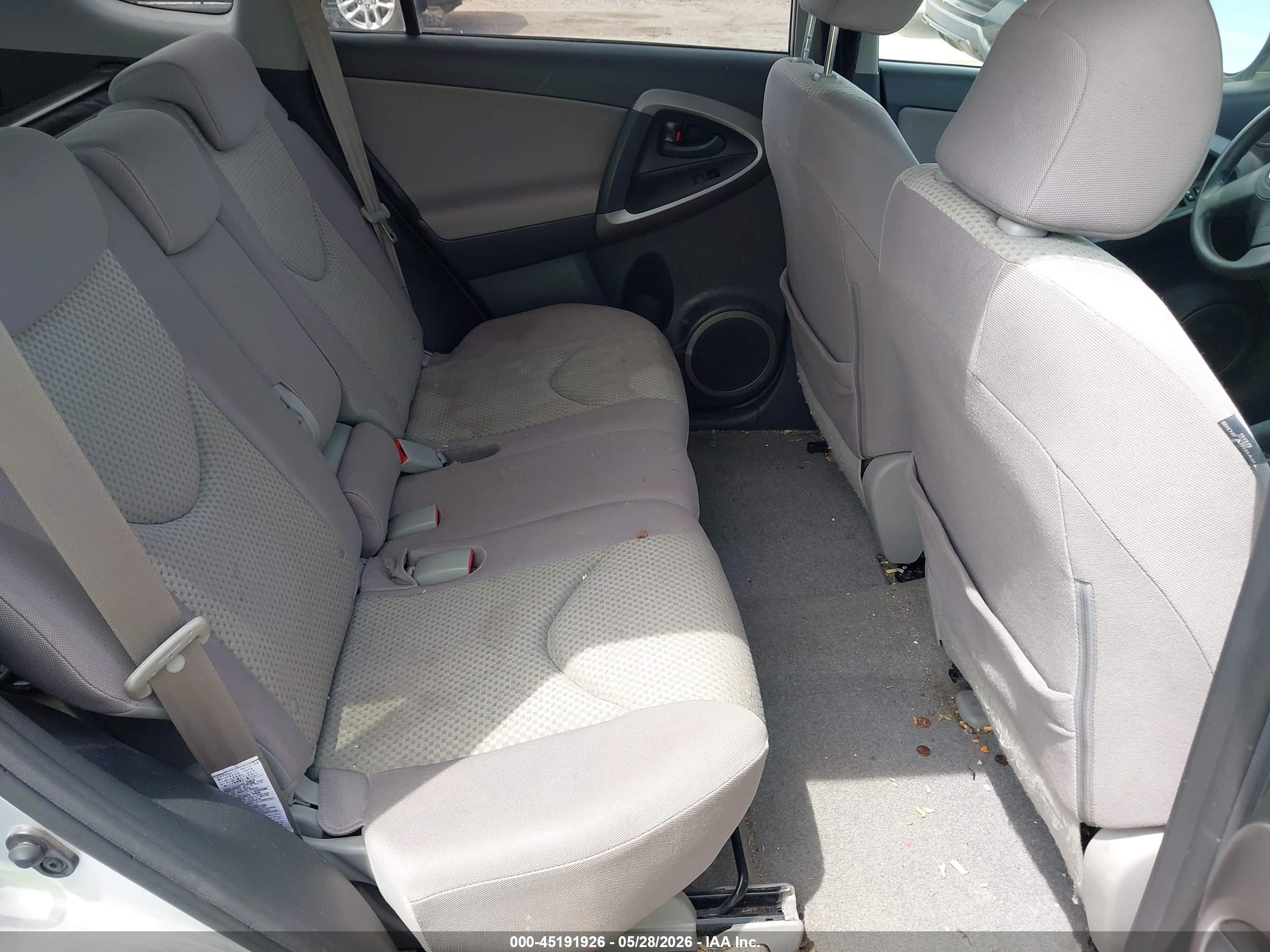 2008 Toyota Rav4   Silver vin: JTMBD33V986085838