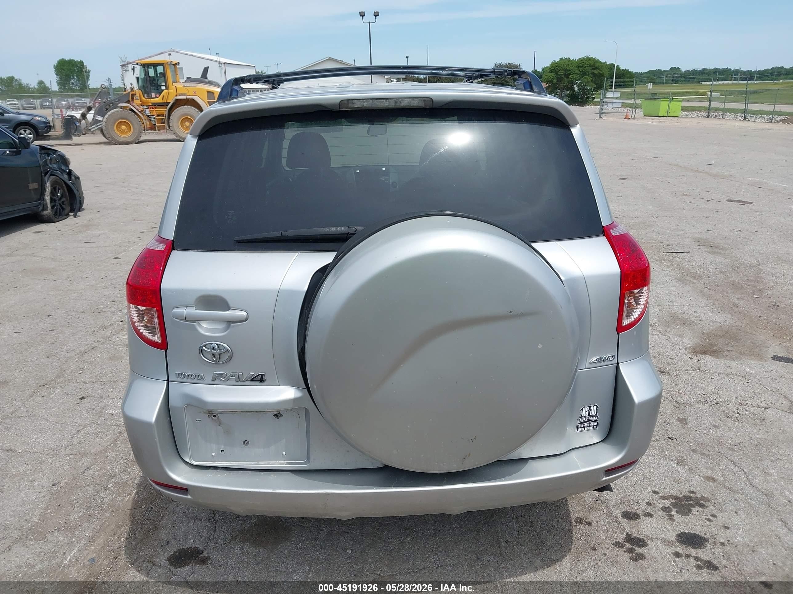 2008 Toyota Rav4   Silver vin: JTMBD33V986085838