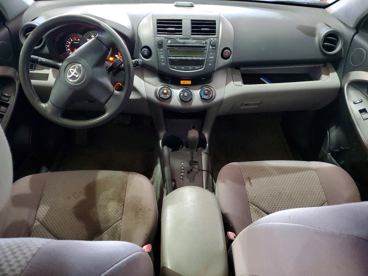 2006 Toyota Rav4 Base Red vin: JTMBD33VX66007453