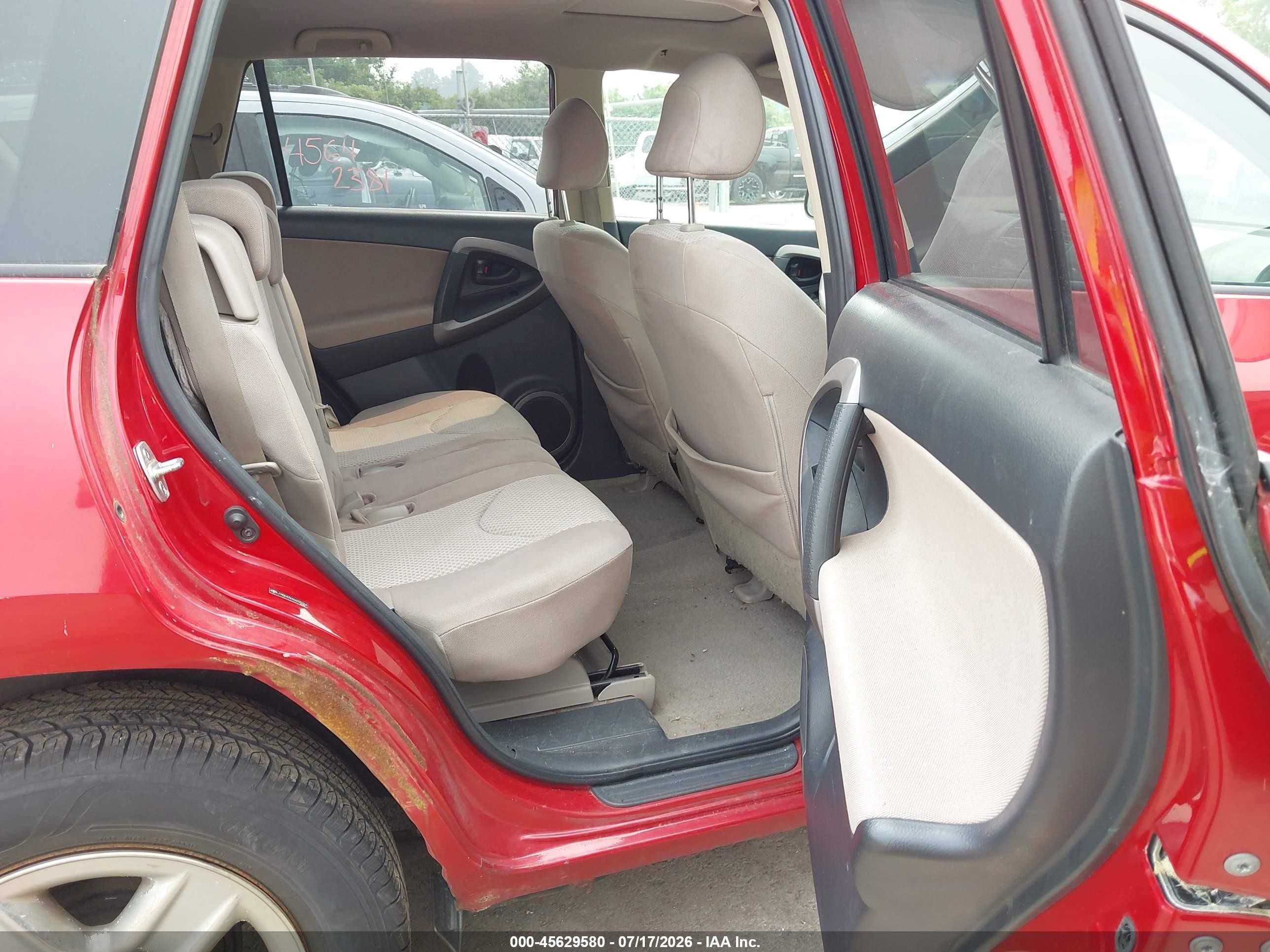 2006 Toyota Rav4   Красный vin: JTMBD33VX66020364
