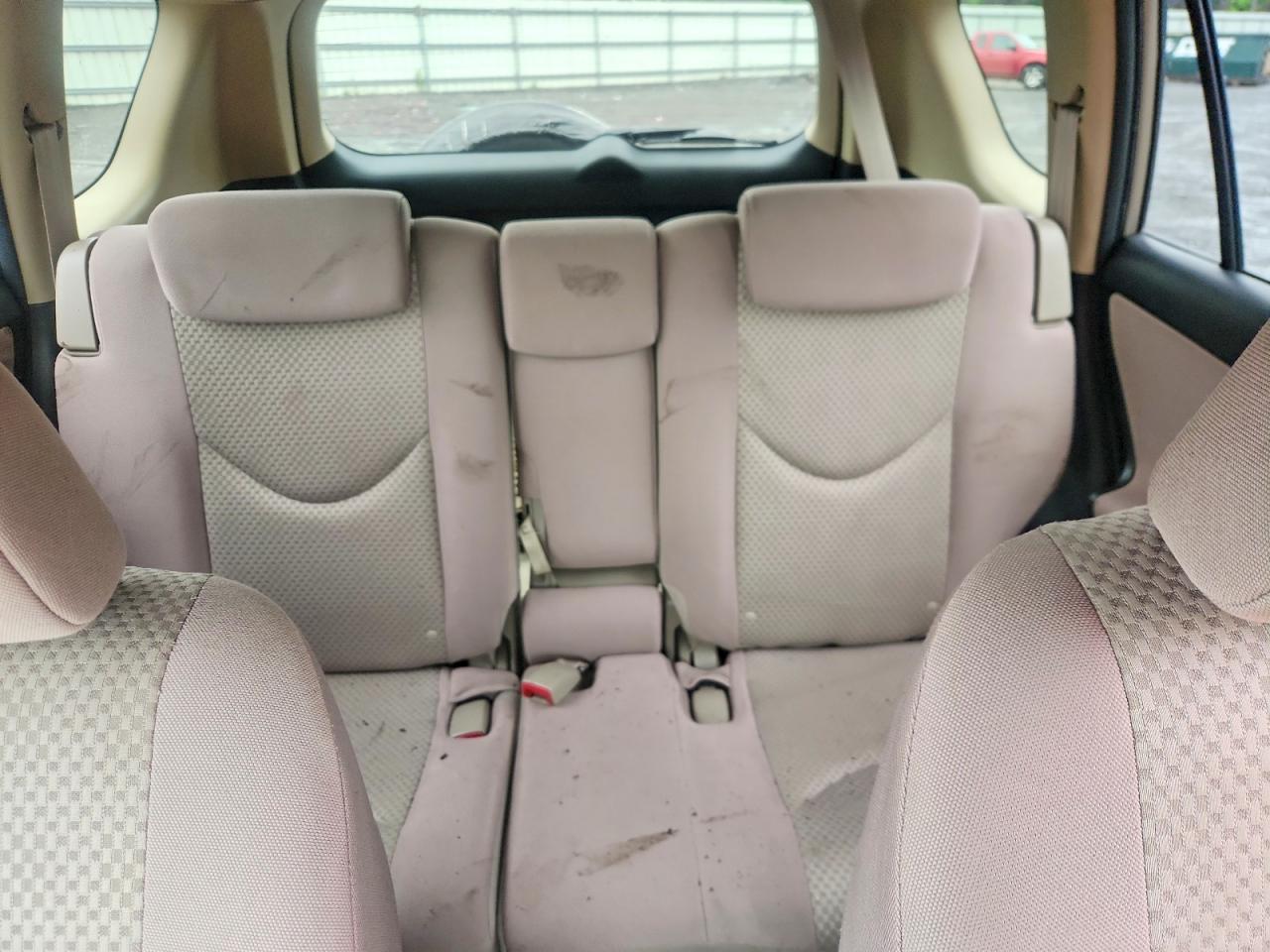 2007 Toyota Rav4 Base Бежевый vin: JTMBD33VX75055963