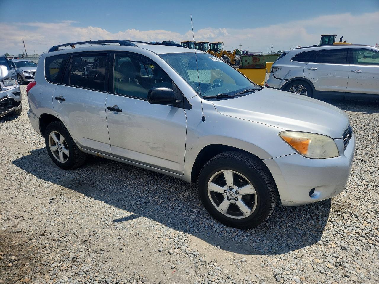 2007 Toyota Rav4 Base Silver vin: JTMBD33VX75056000