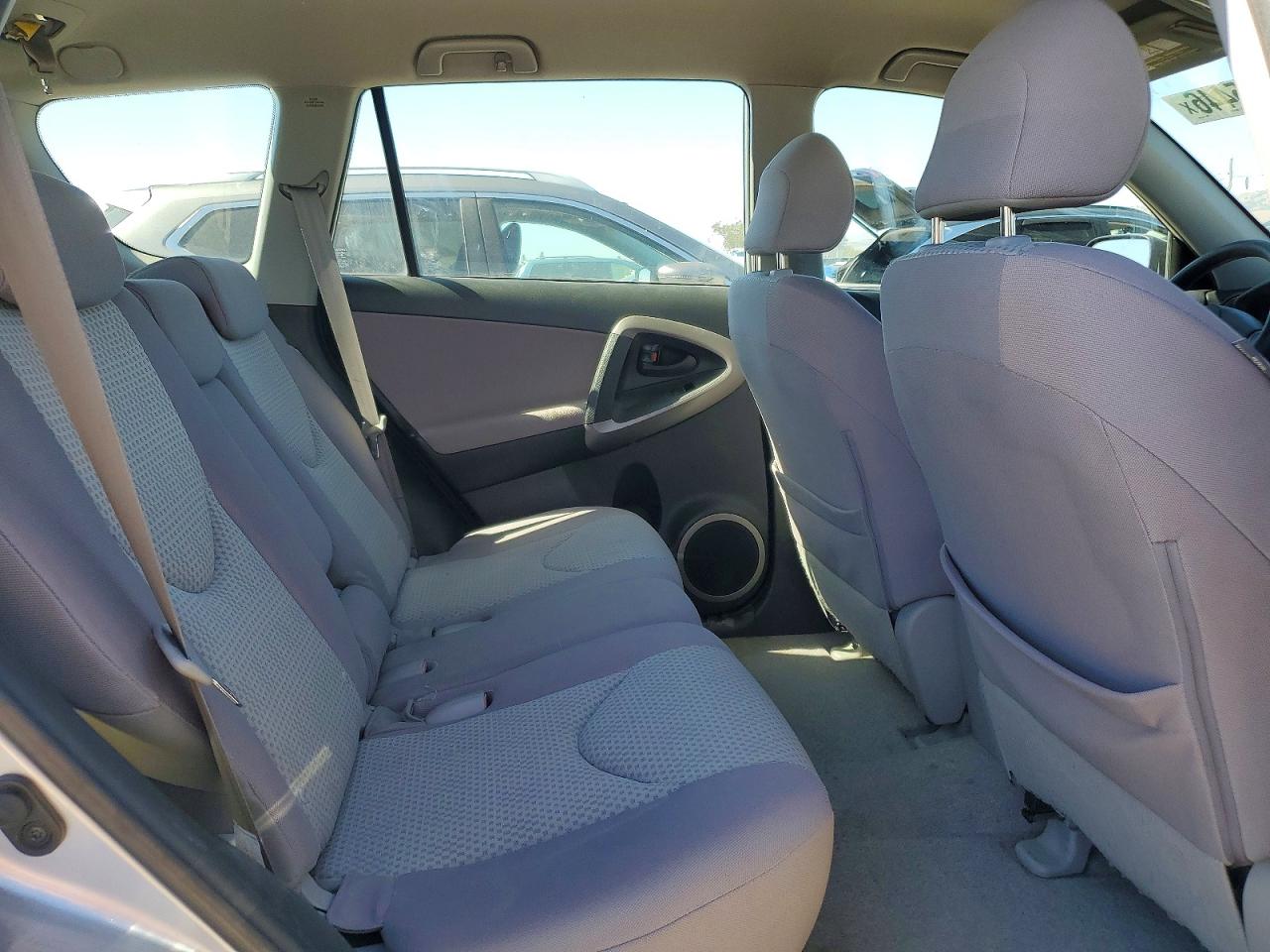 2007 Toyota Rav4 Base Silver vin: JTMBD33VX75061486