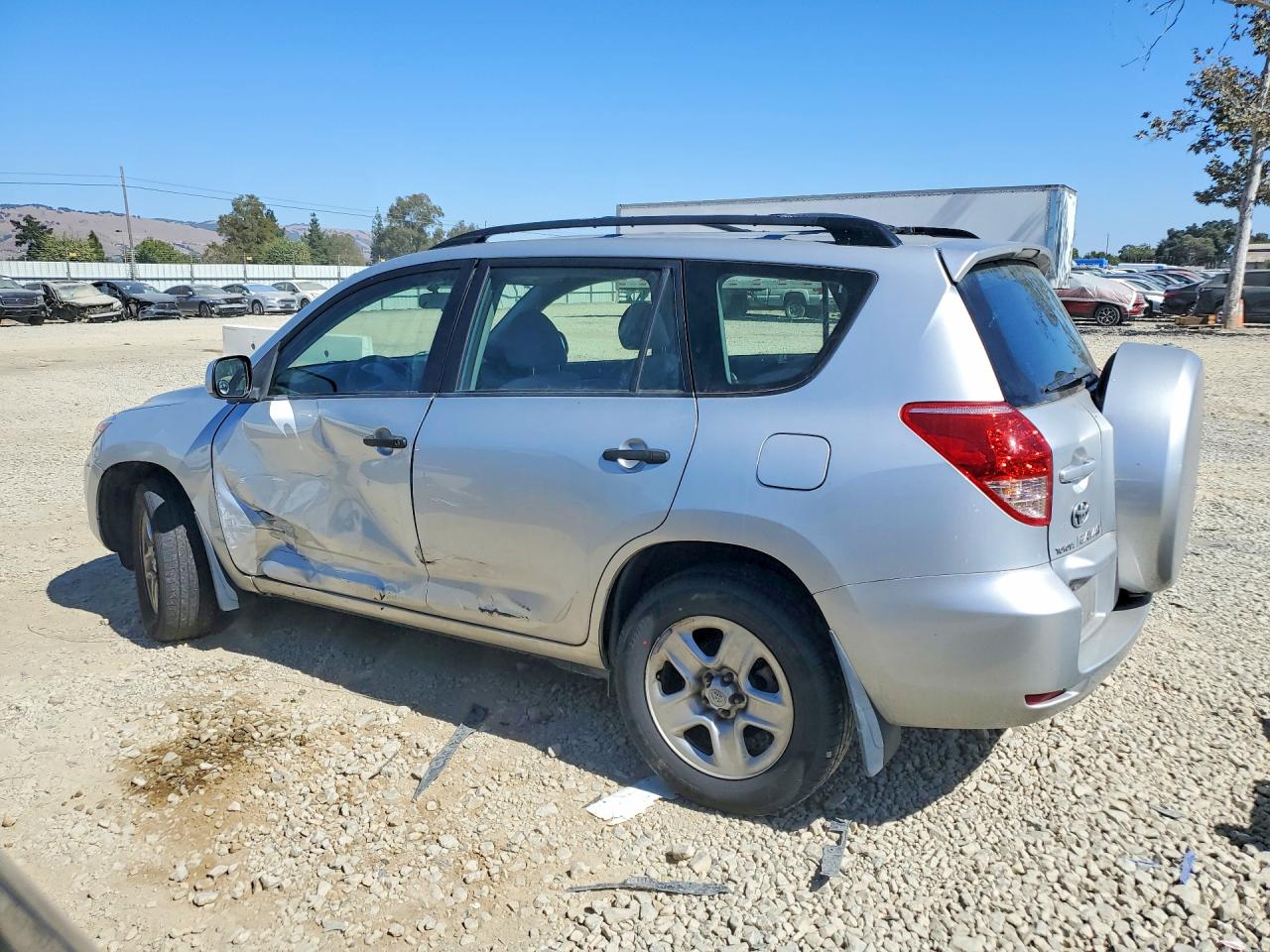 2007 Toyota Rav4 Base Silver vin: JTMBD33VX75061486