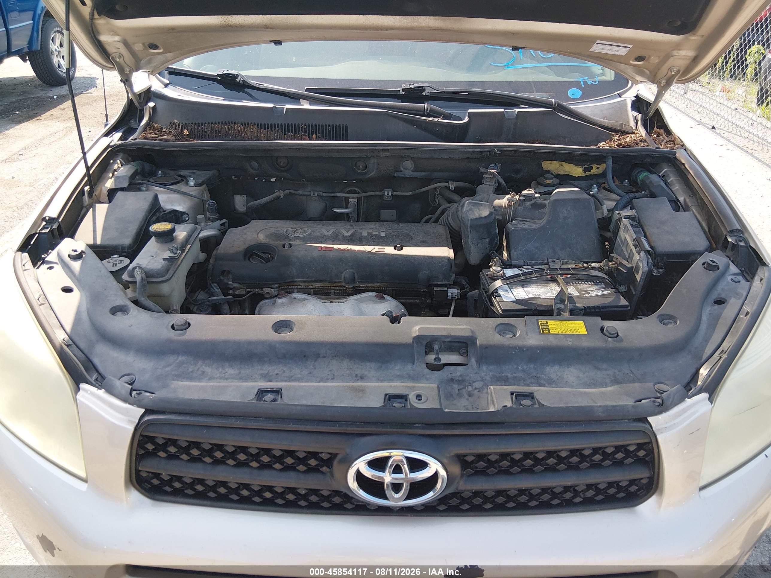 2007 Toyota Rav4   Silver vin: JTMBD33VX75108757
