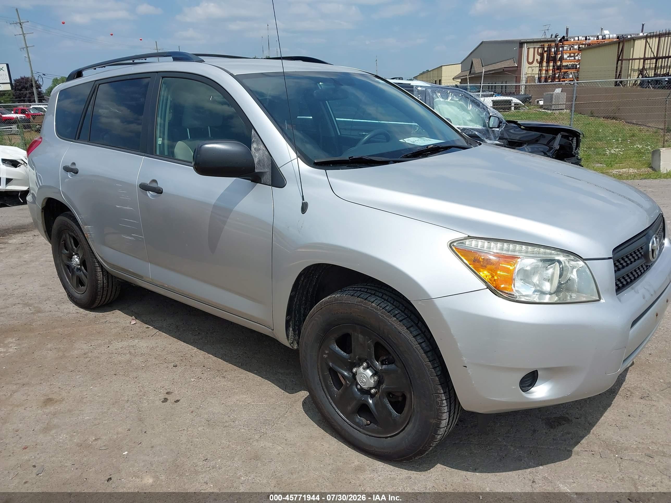 2008 Toyota Rav4   Silver vin: JTMBD33VX85163694