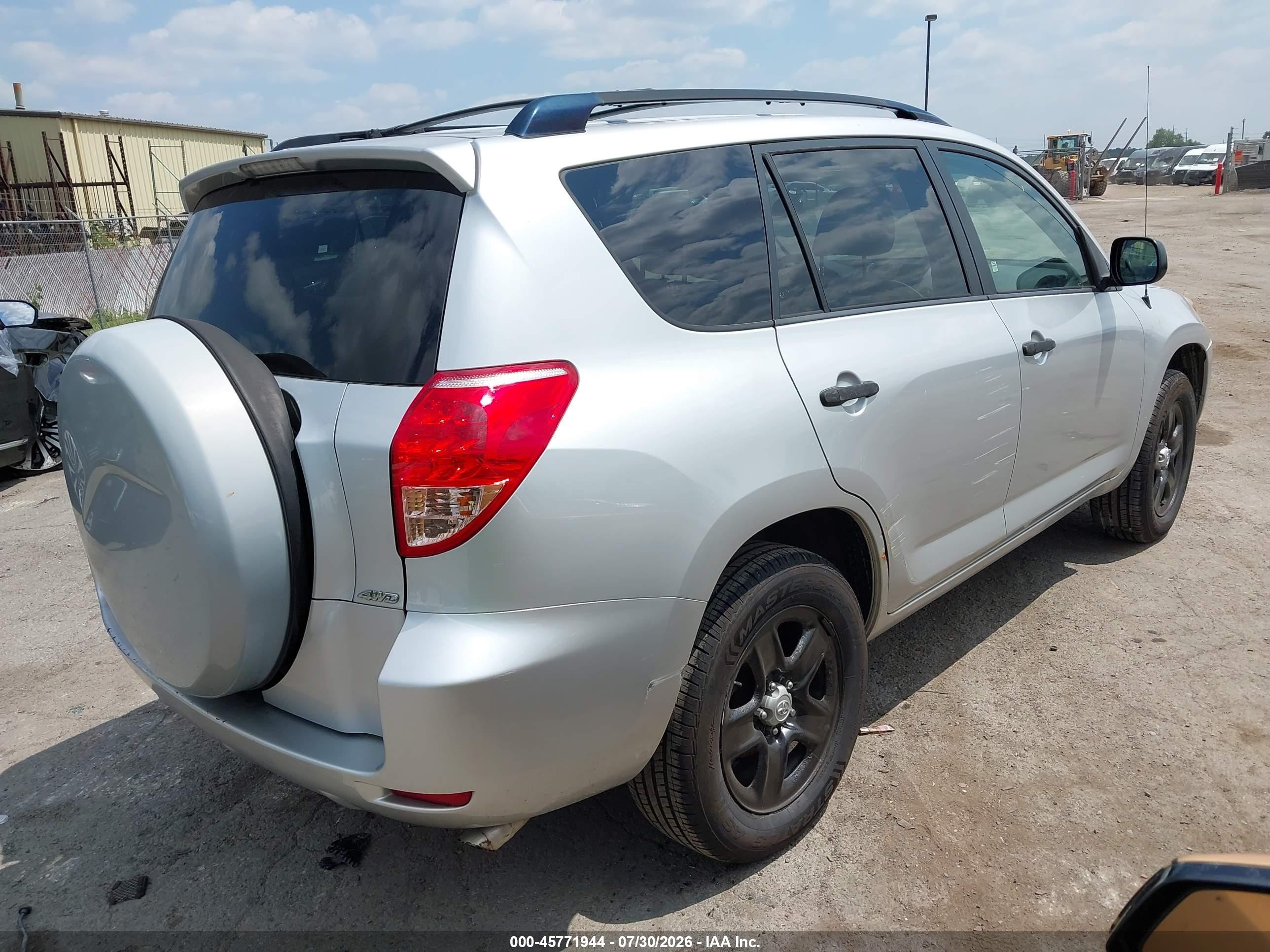 2008 Toyota Rav4   Silver vin: JTMBD33VX85163694