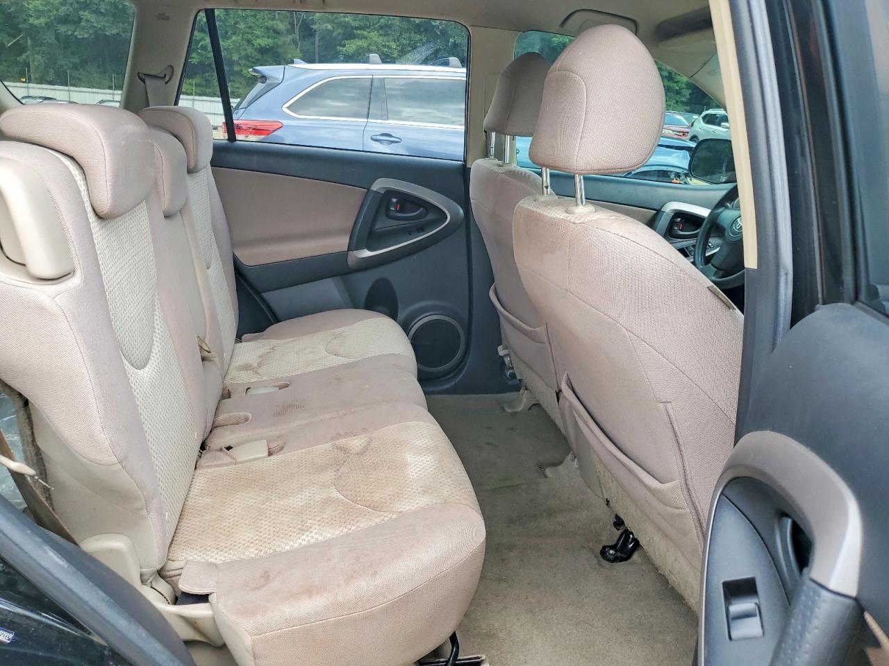 2008 Toyota Rav4 Base White vin: JTMBD33VX85192919