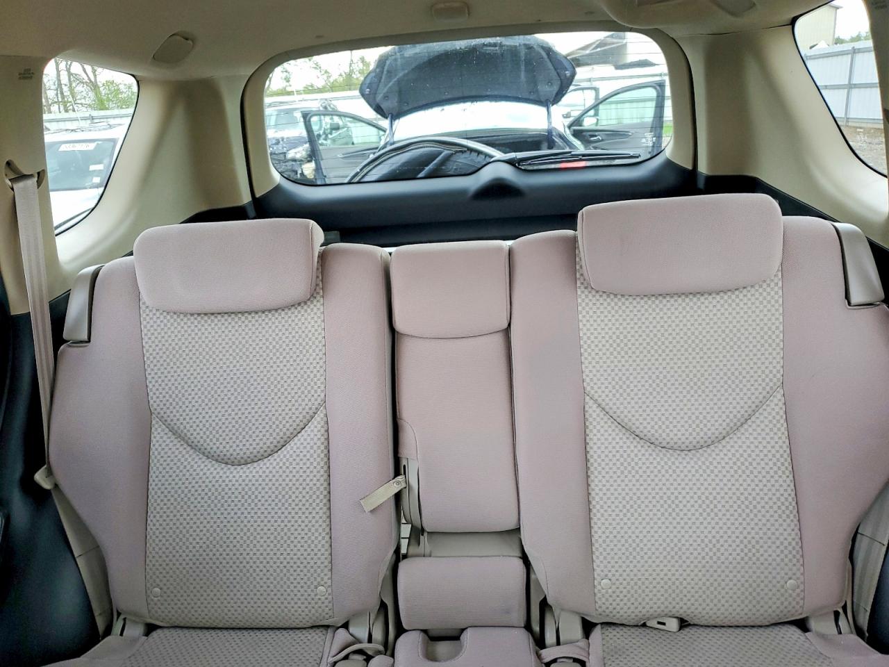 2008 Toyota Rav4 Base Желто-коричневый vin: JTMBD33VX85193293