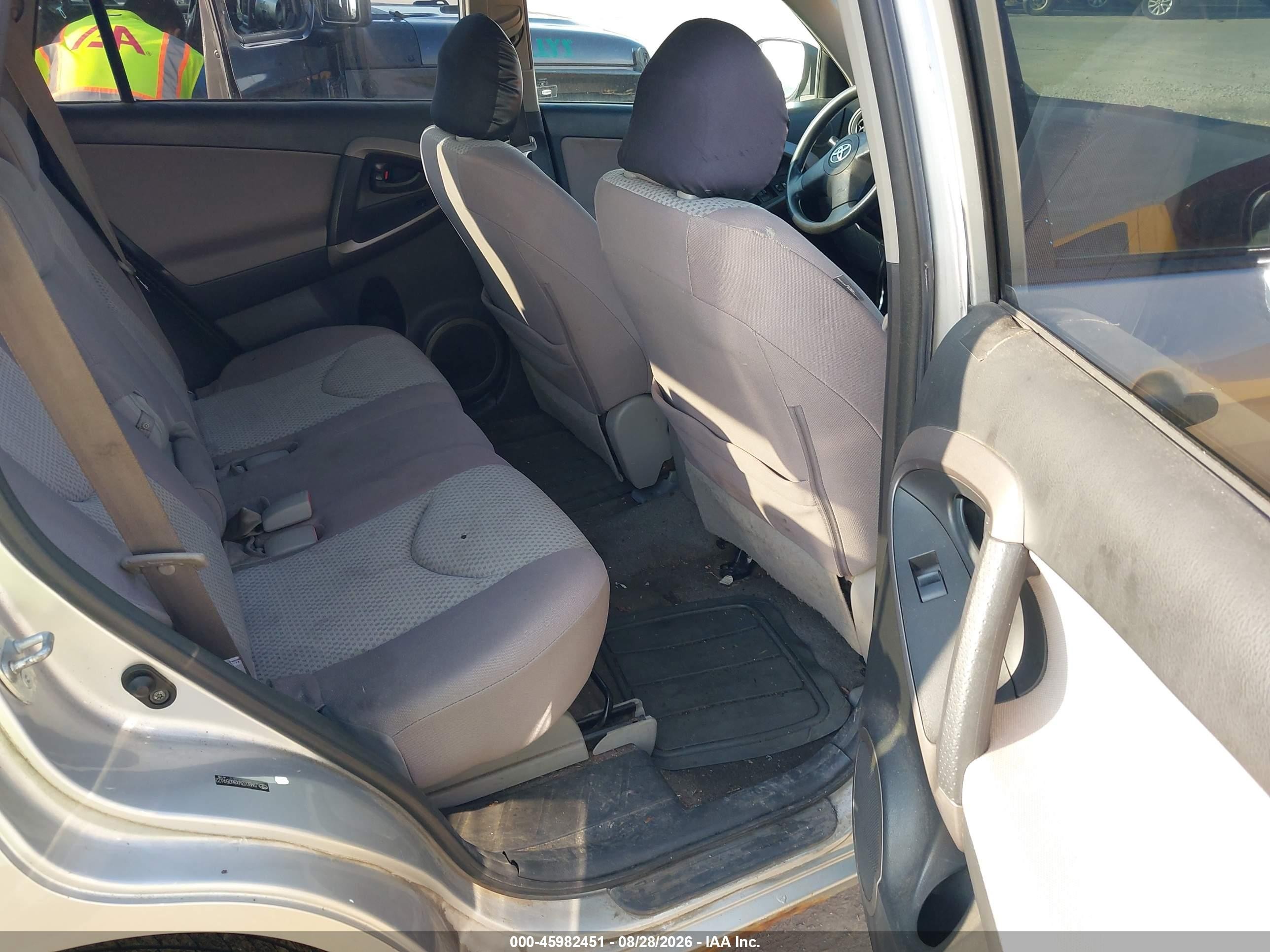 2008 Toyota Rav4   Gray vin: JTMBD33VX86059622