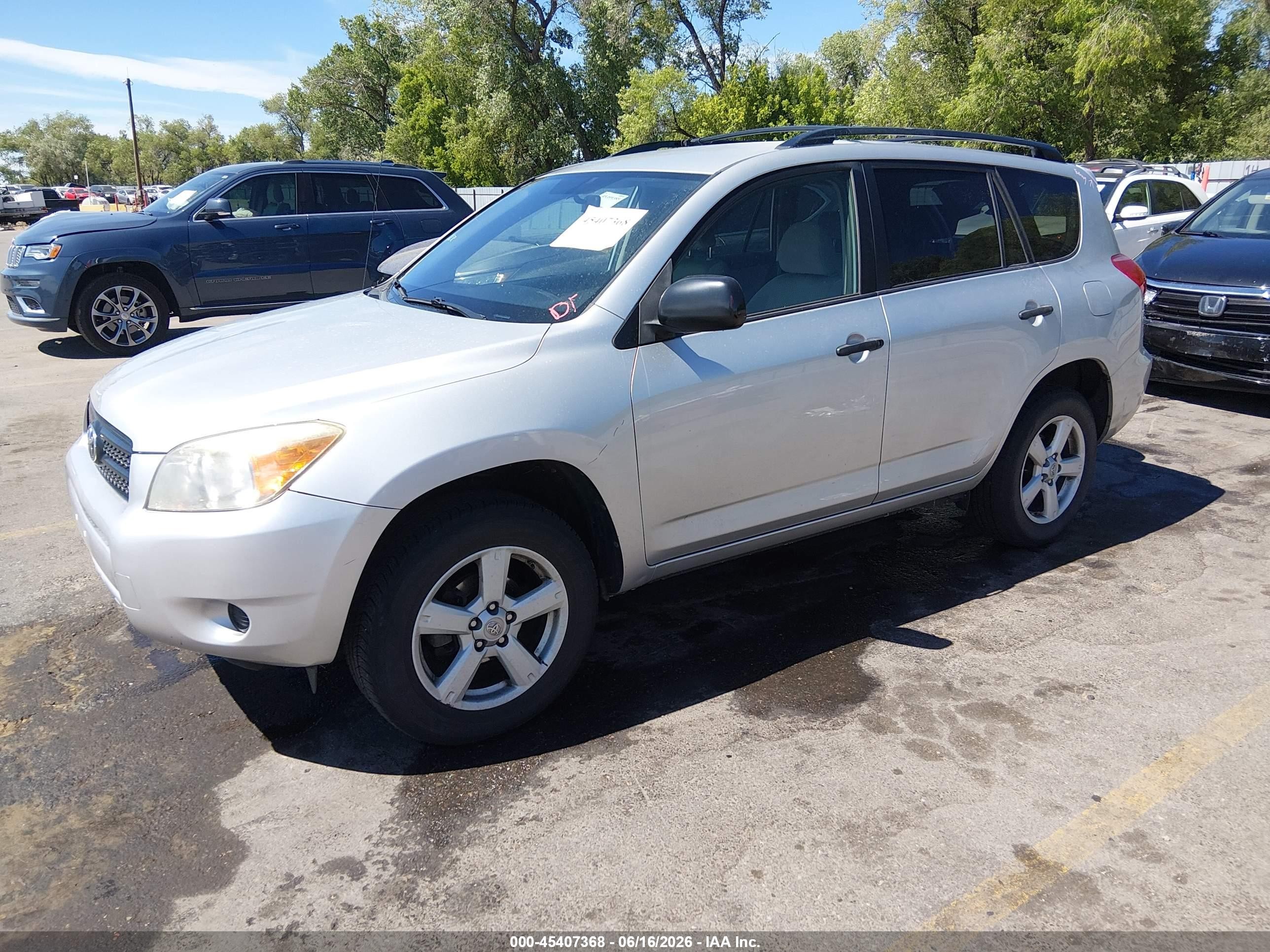 2008 Toyota Rav4 Silver vin: JTMBD33VX86065579
