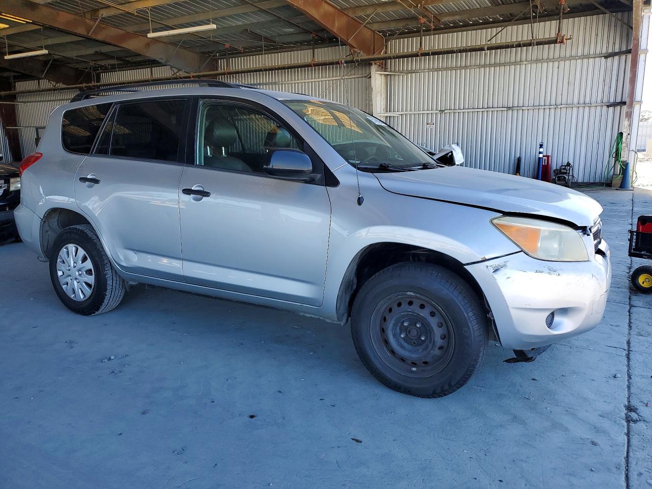2008 Toyota Rav4 Base Silver vin: JTMBD33VX86065632