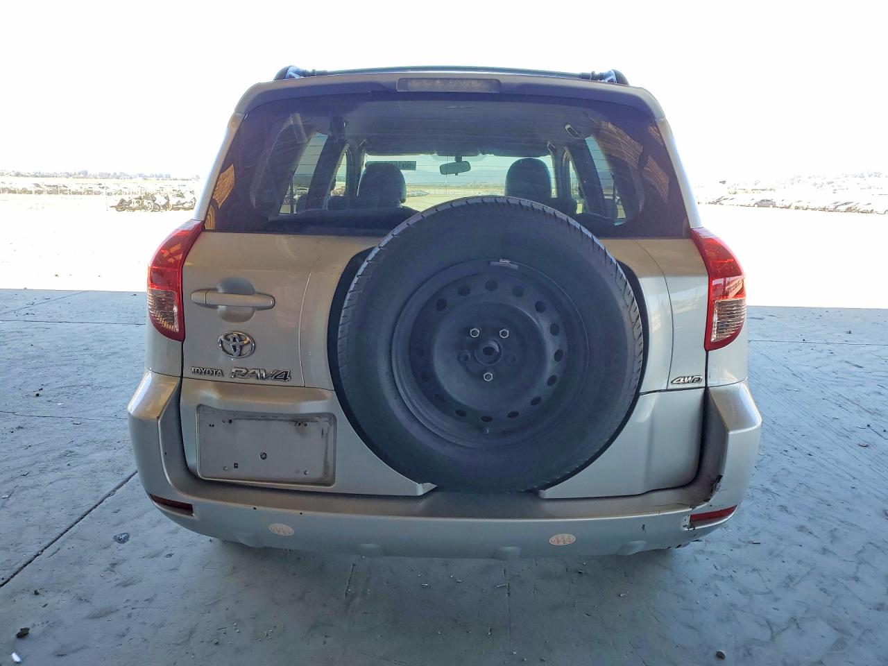 2008 Toyota Rav4 Base Silver vin: JTMBD33VX86065632