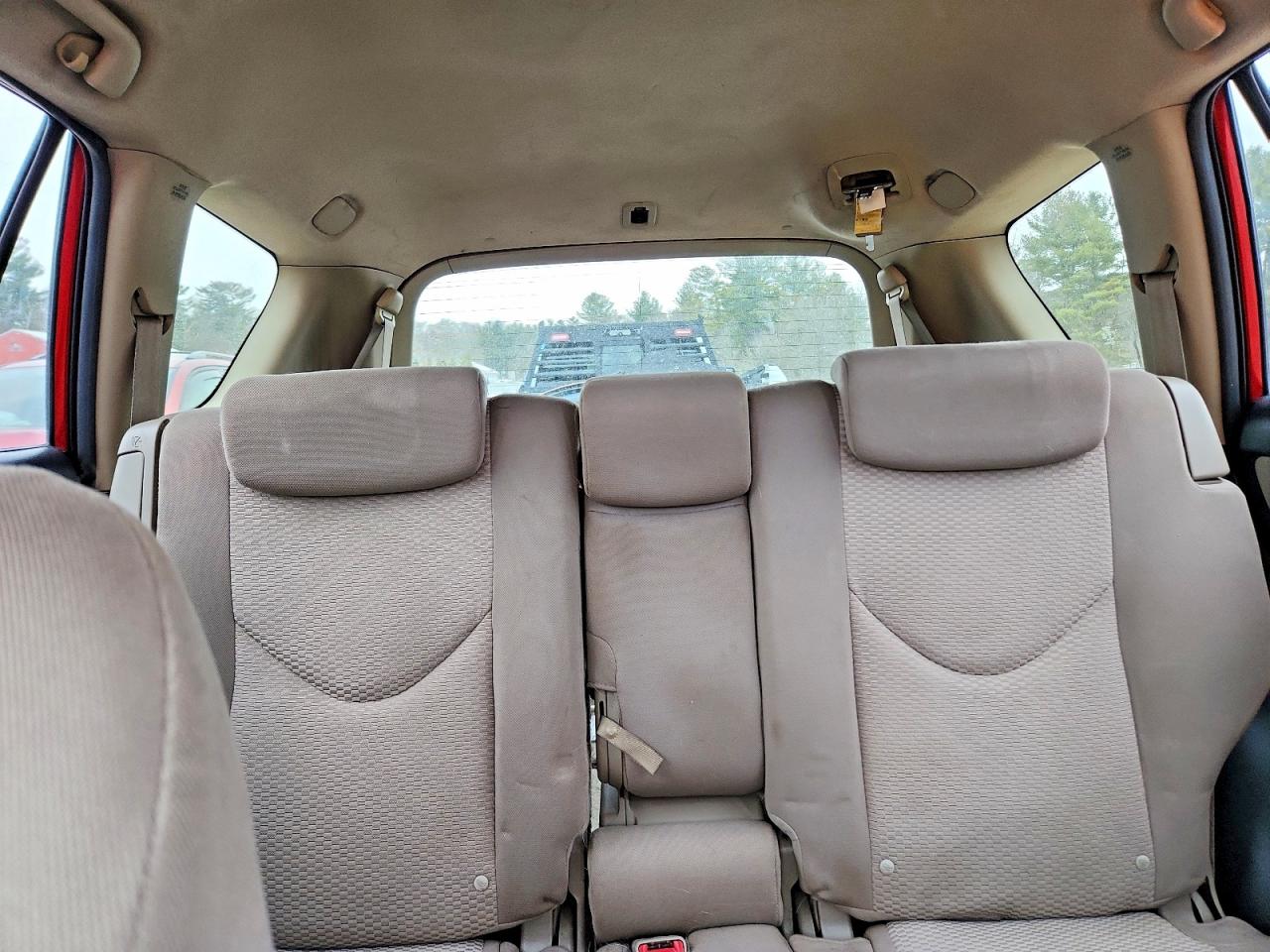 2006 Toyota Rav4 Limited Red vin: JTMBD34V465013933