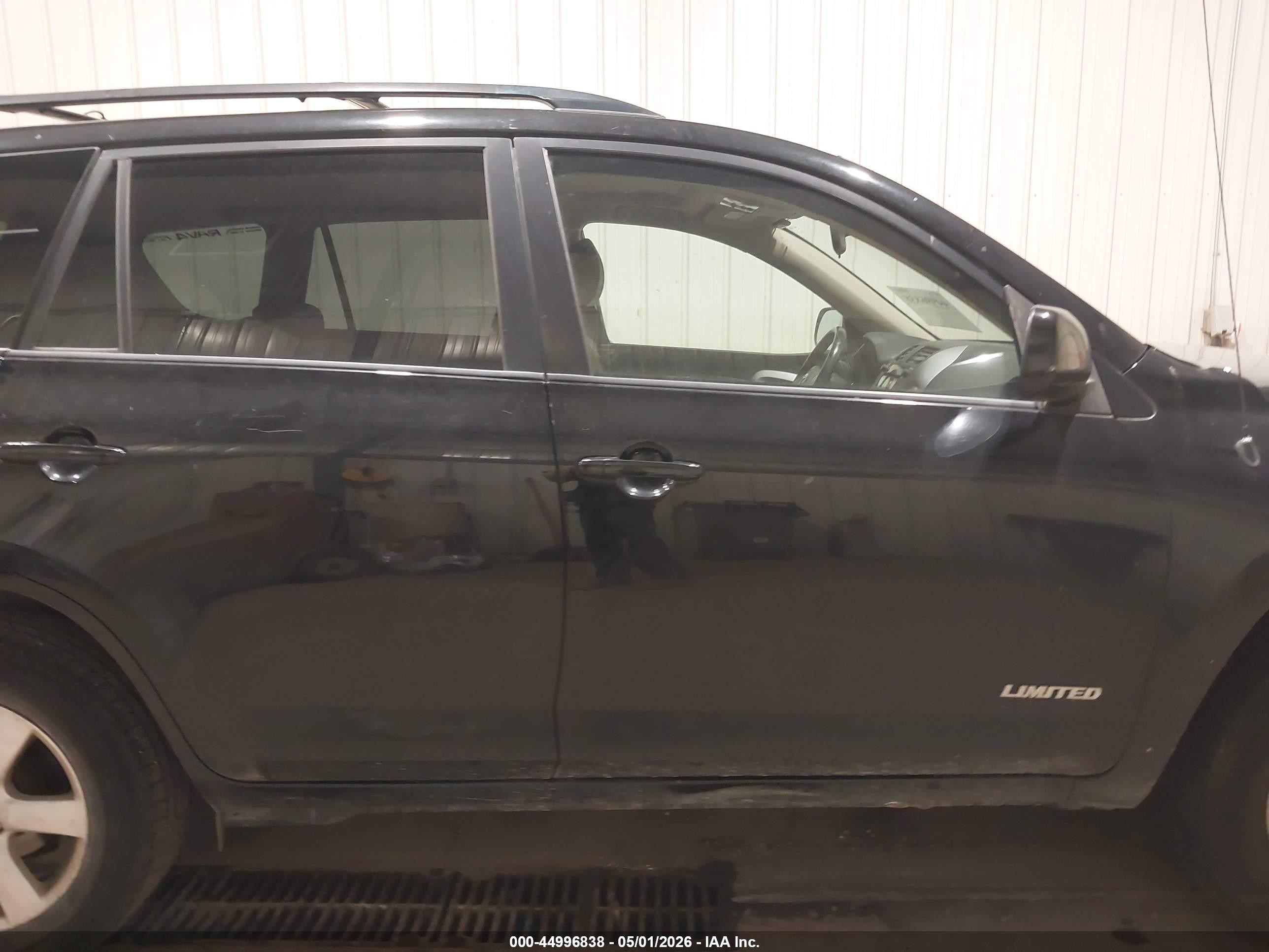 2008 Toyota Rav4 Limited Black vin: JTMBD34V685215286