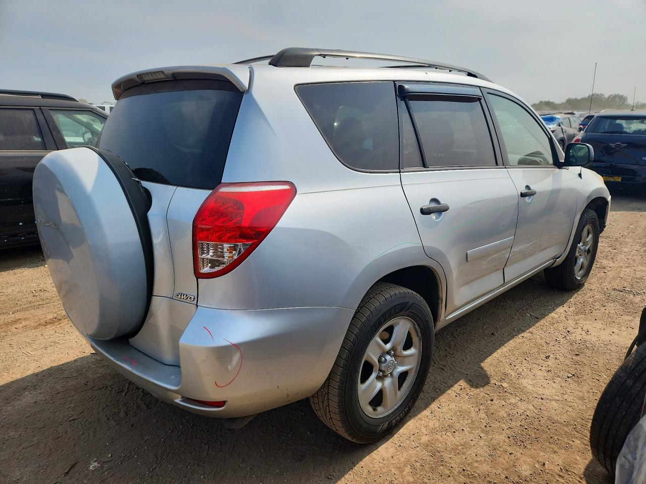 2006 Toyota Rav4 Base Silver vin: JTMBD35V265049117
