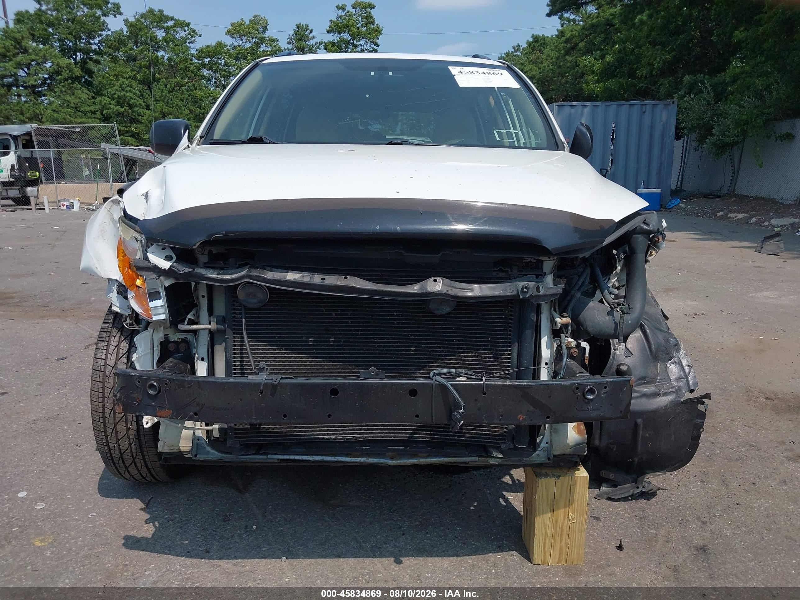 2006 Toyota Rav4   White vin: JTMBD35V465023053